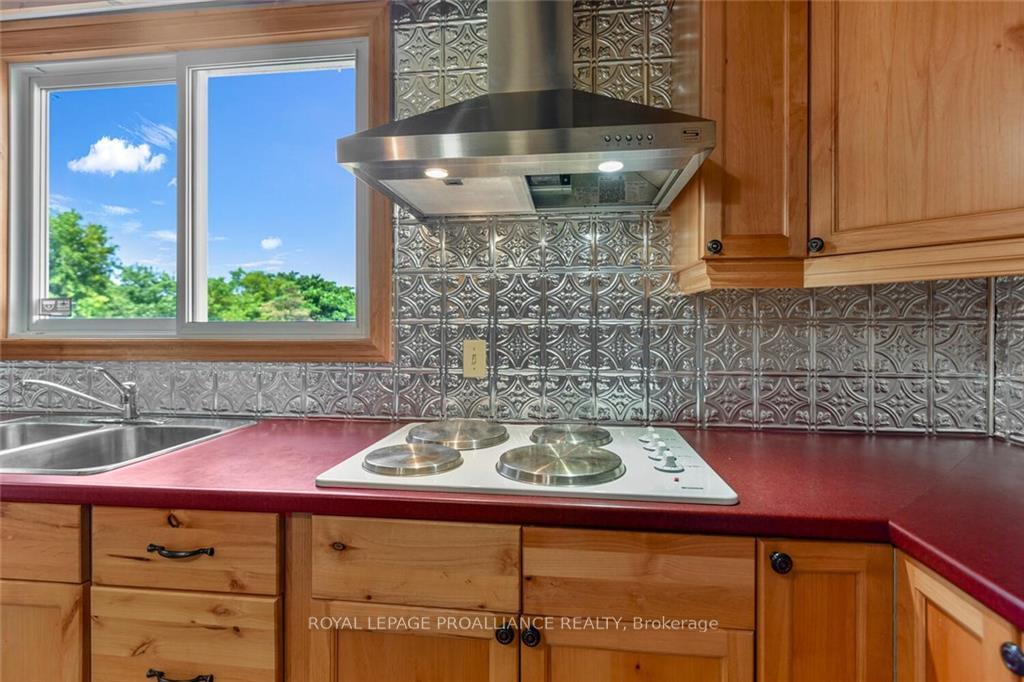 Photo 11 of 2670 Mcintosh Road, Augusta, Augusta Twp — HOMEH
