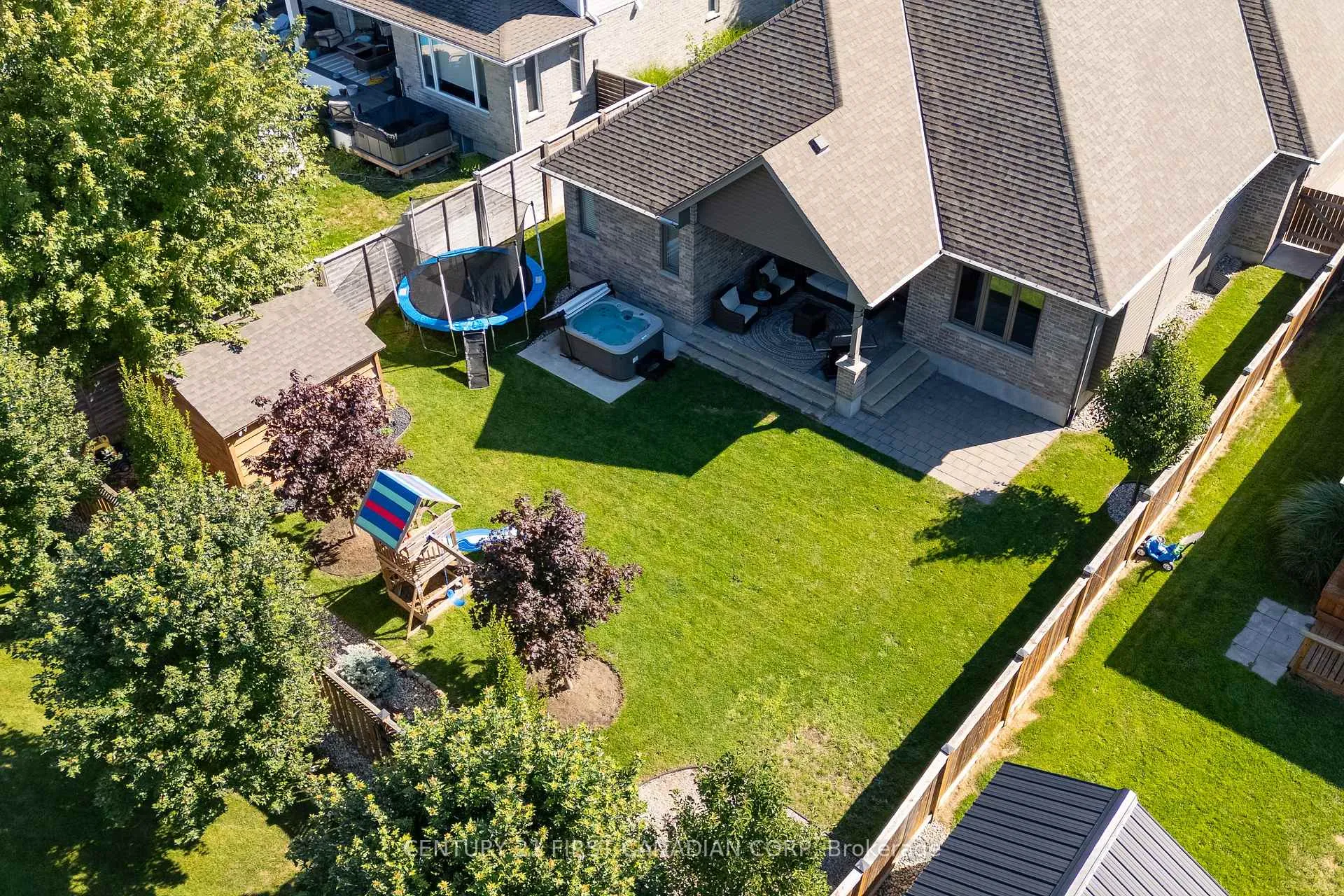 Photo 7 of 438 Darcy Drive, Strathroy-Caradoc, NE — HOMEH
