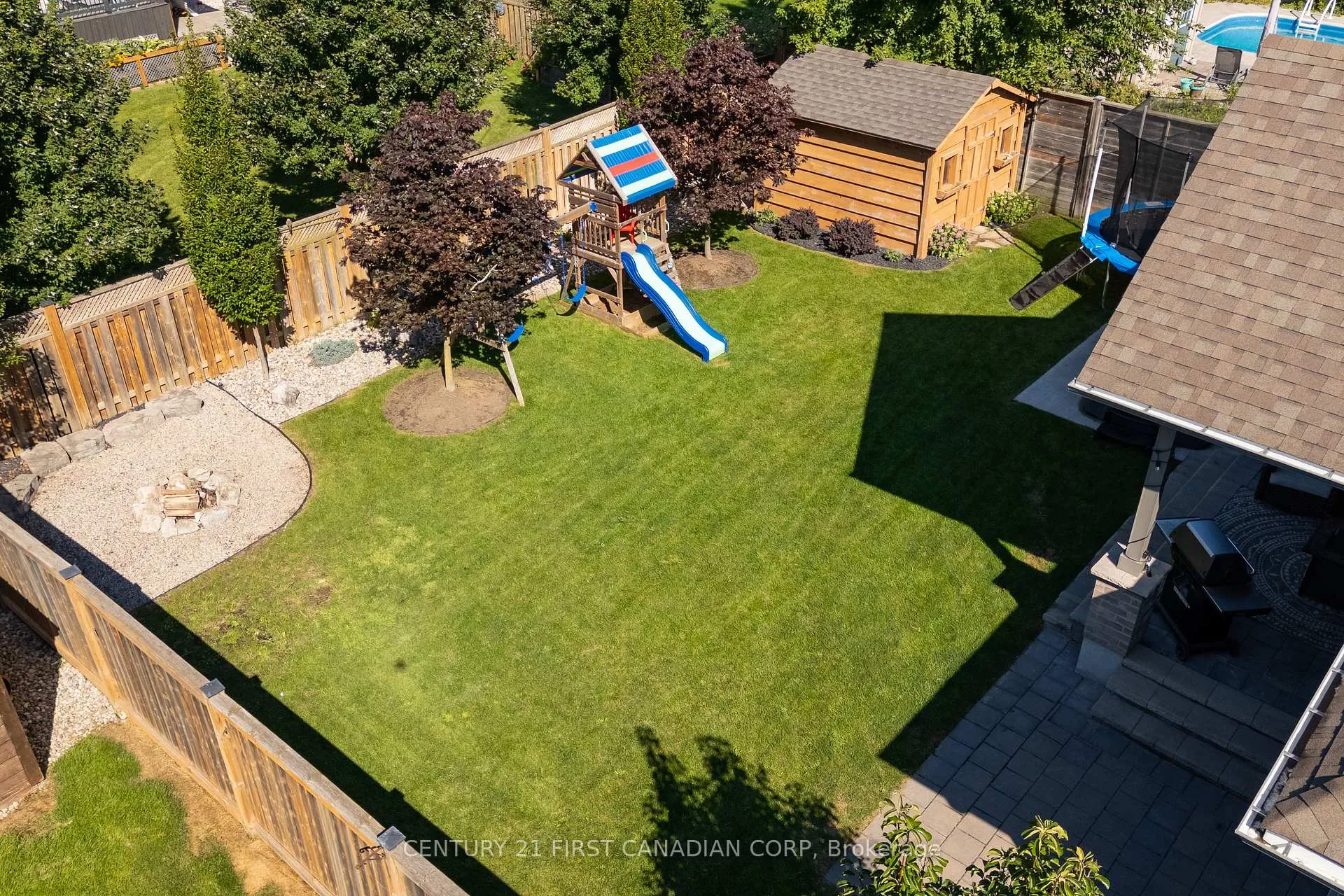 Photo 9 of 438 Darcy Drive, Strathroy-Caradoc, NE — HOMEH