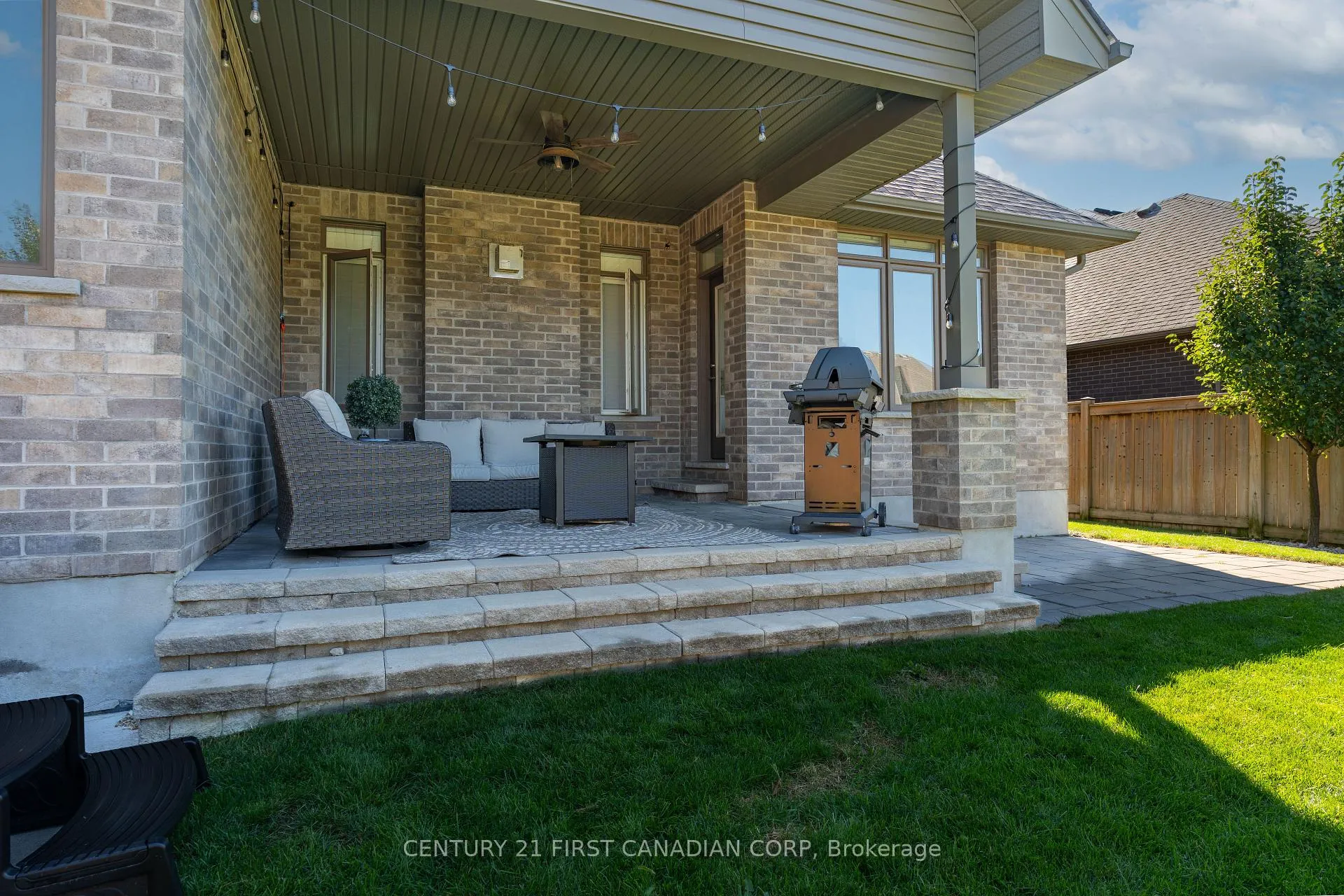 Photo 13 of 438 Darcy Drive, Strathroy-Caradoc, NE — HOMEH