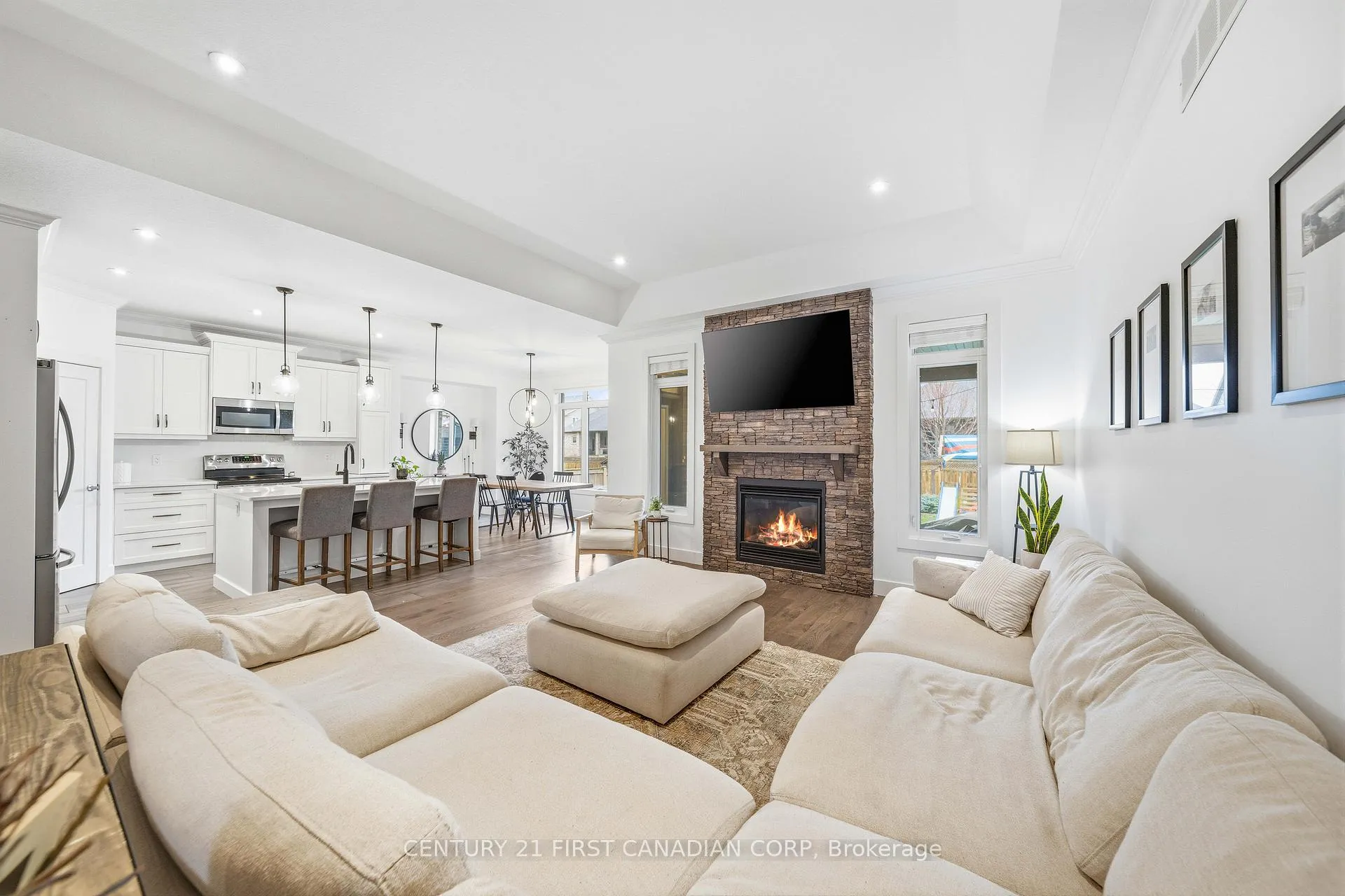 Photo 21 of 438 Darcy Drive, Strathroy-Caradoc, NE — HOMEH