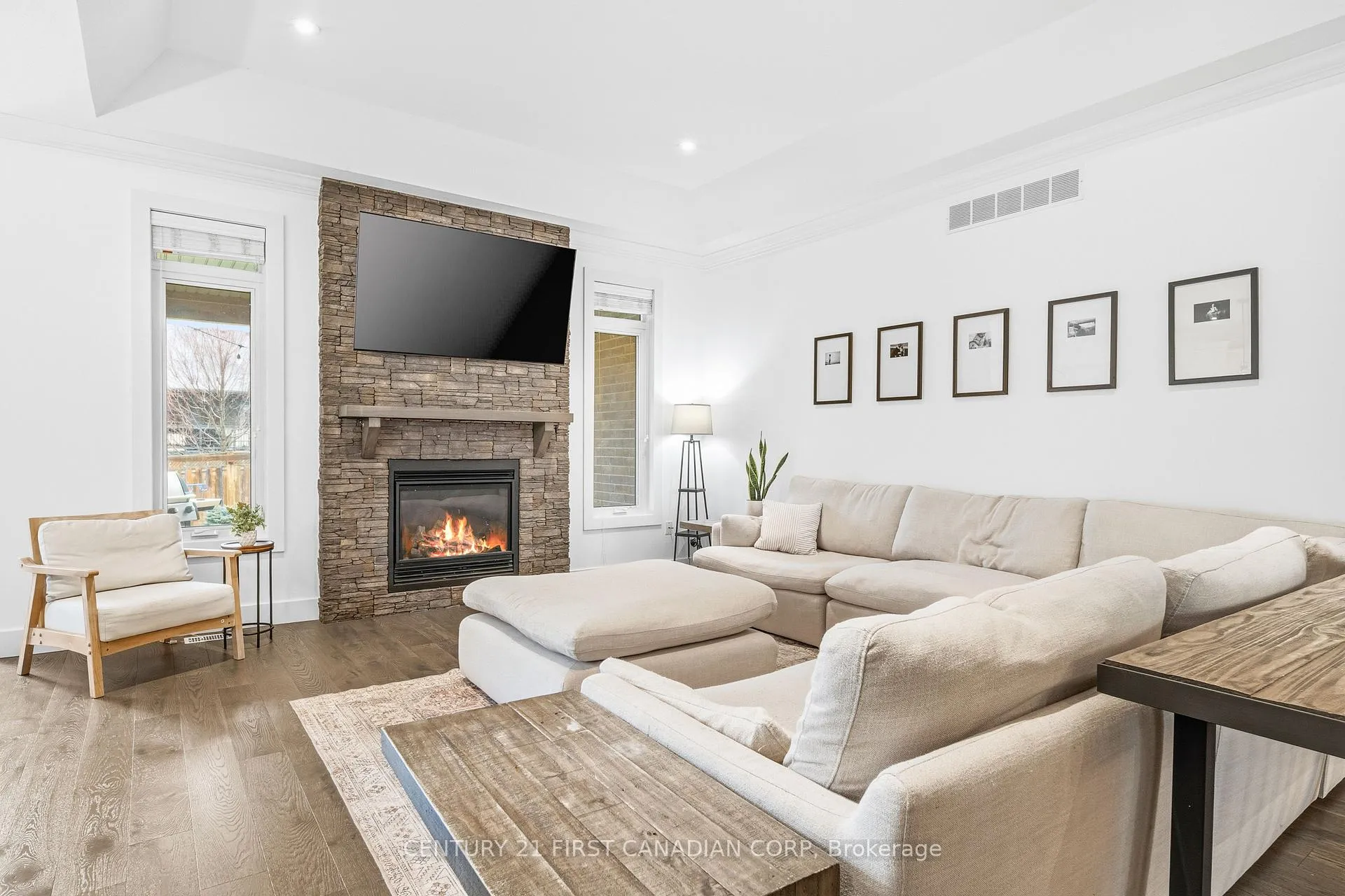Photo 22 of 438 Darcy Drive, Strathroy-Caradoc, NE — HOMEH