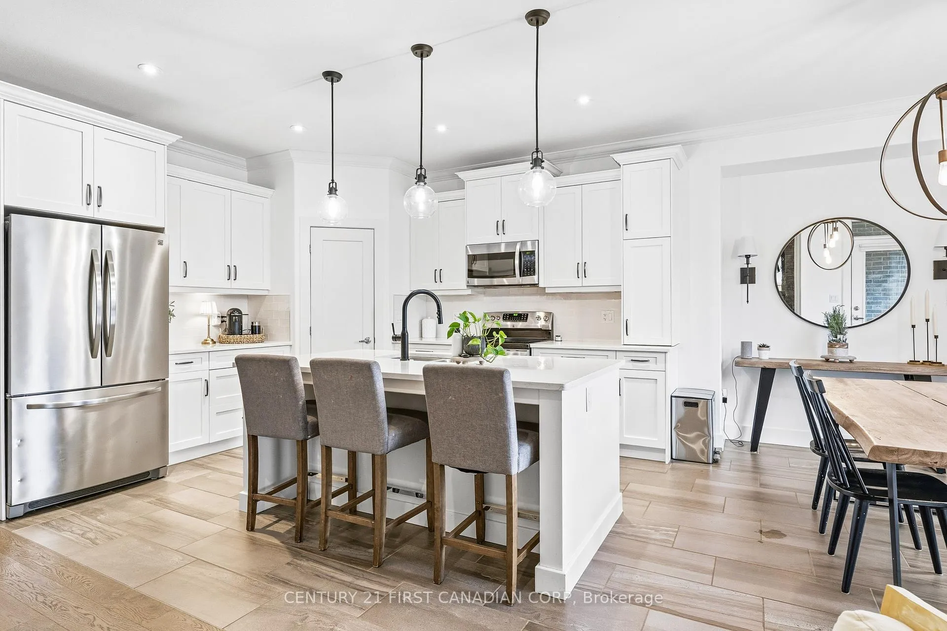 Photo 25 of 438 Darcy Drive, Strathroy-Caradoc, NE — HOMEH