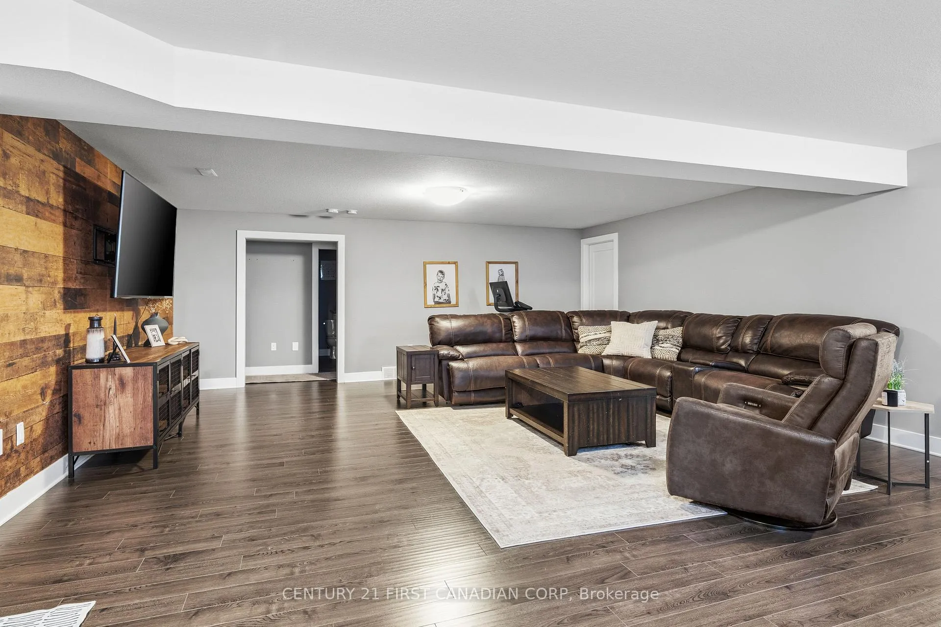Photo 44 of 438 Darcy Drive, Strathroy-Caradoc, NE — HOMEH