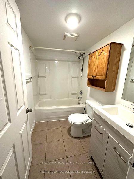 Photo 12 of 422 Brioux Avenue, Peterborough, Otonabee Ward 1 — HOMEH