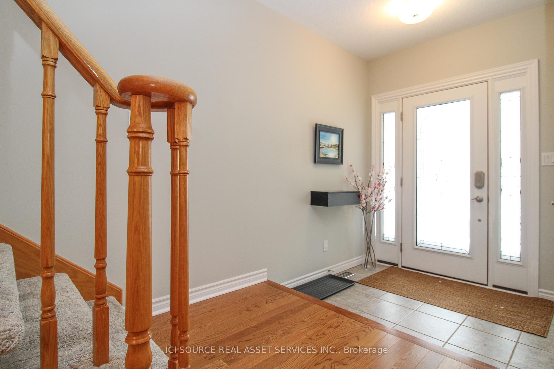 Photo 3 of 2162 Scottscraig Drive, Oshawa, Kedron — HOMEH