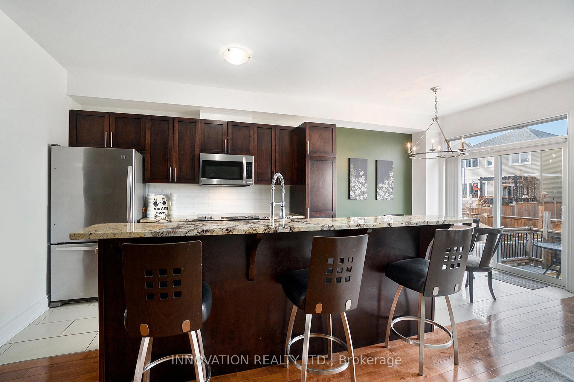 Photo 9 of 125 Desmond Trudeau Drive, Arnprior — HOMEH