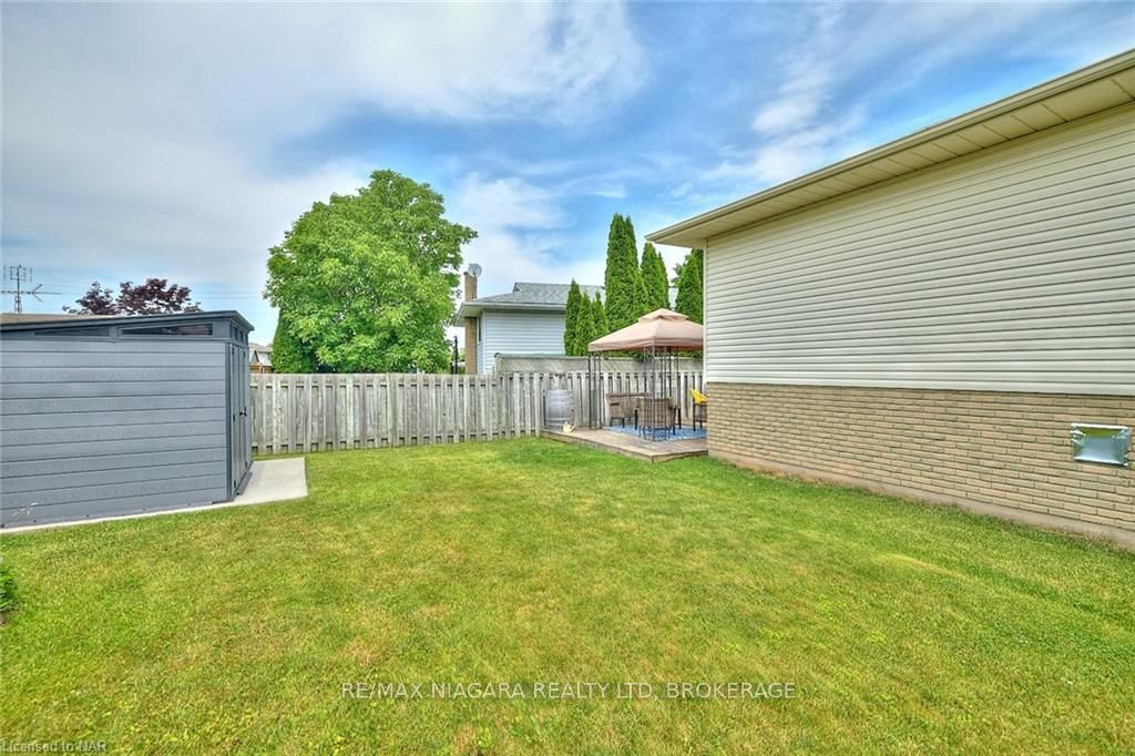 Photo 28 of 8 Wiltshire Boulevard, Welland, N. Welland — HOMEH