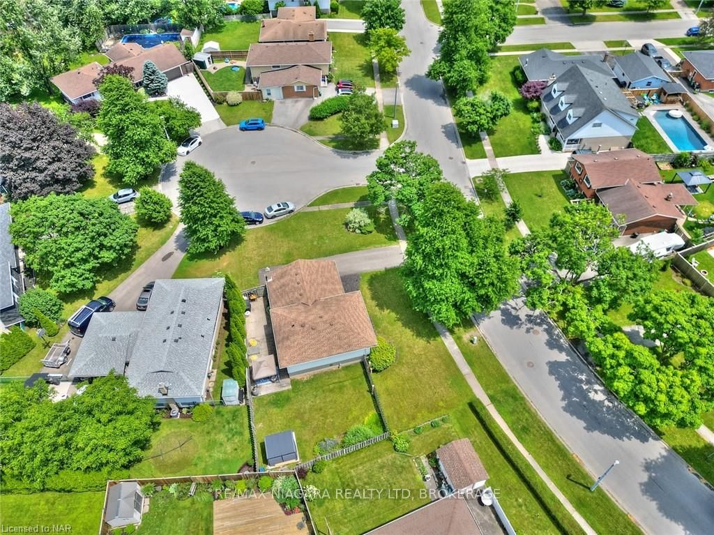 Photo 33 of 8 Wiltshire Boulevard, Welland, N. Welland — HOMEH