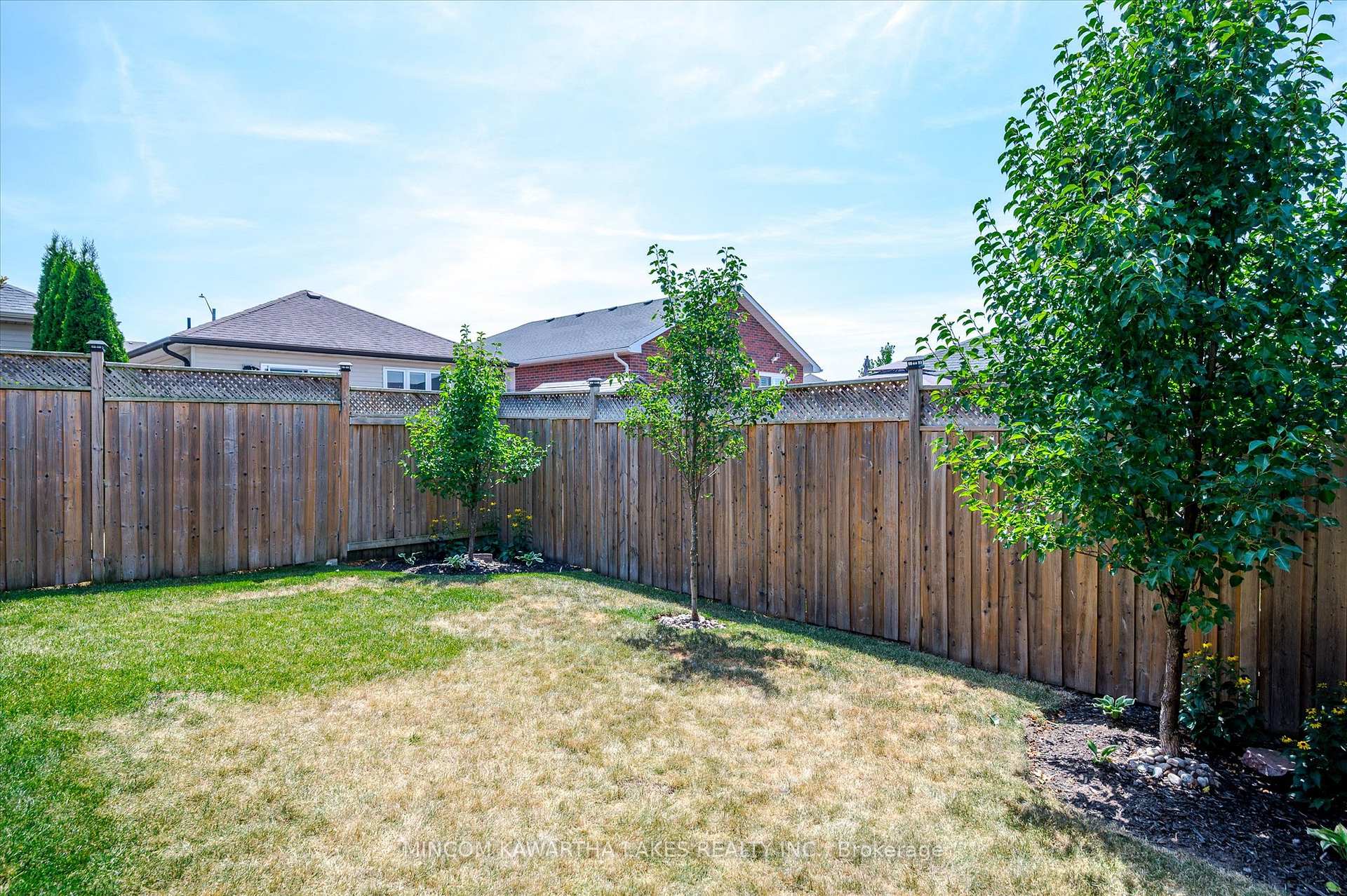 Photo 44 of 861 Emery Way, Peterborough, Monaghan Ward 2 — HOMEH