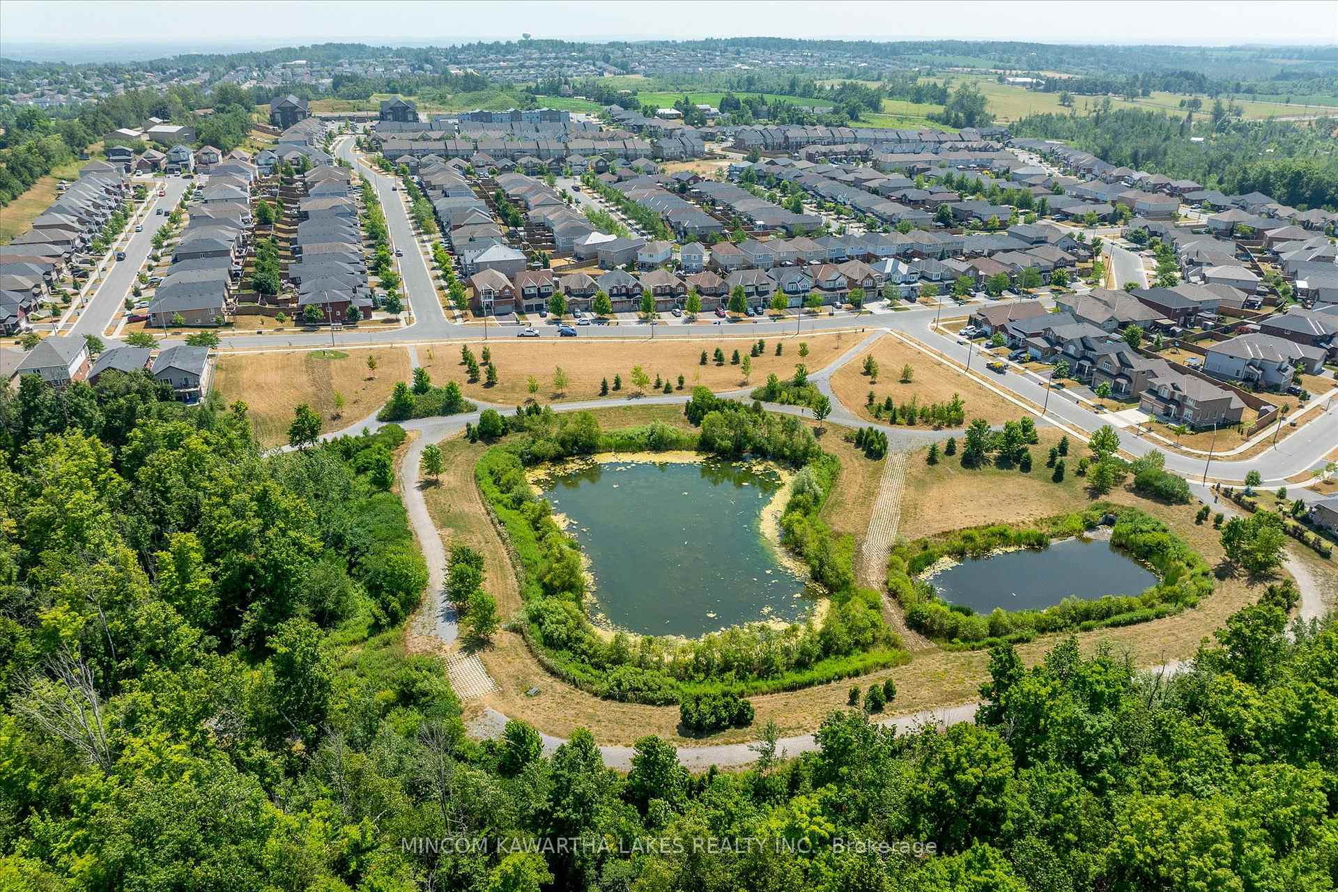 Photo 47 of 861 Emery Way, Peterborough, Monaghan Ward 2 — HOMEH