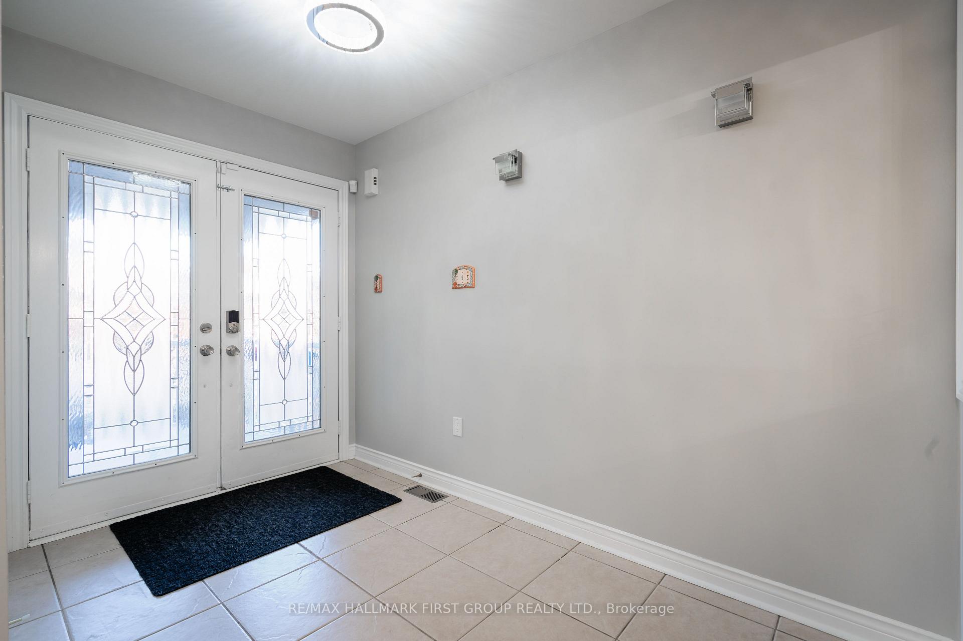 Photo 7 of 75 Tormina Boulevard, Whitby, Taunton North — HOMEH