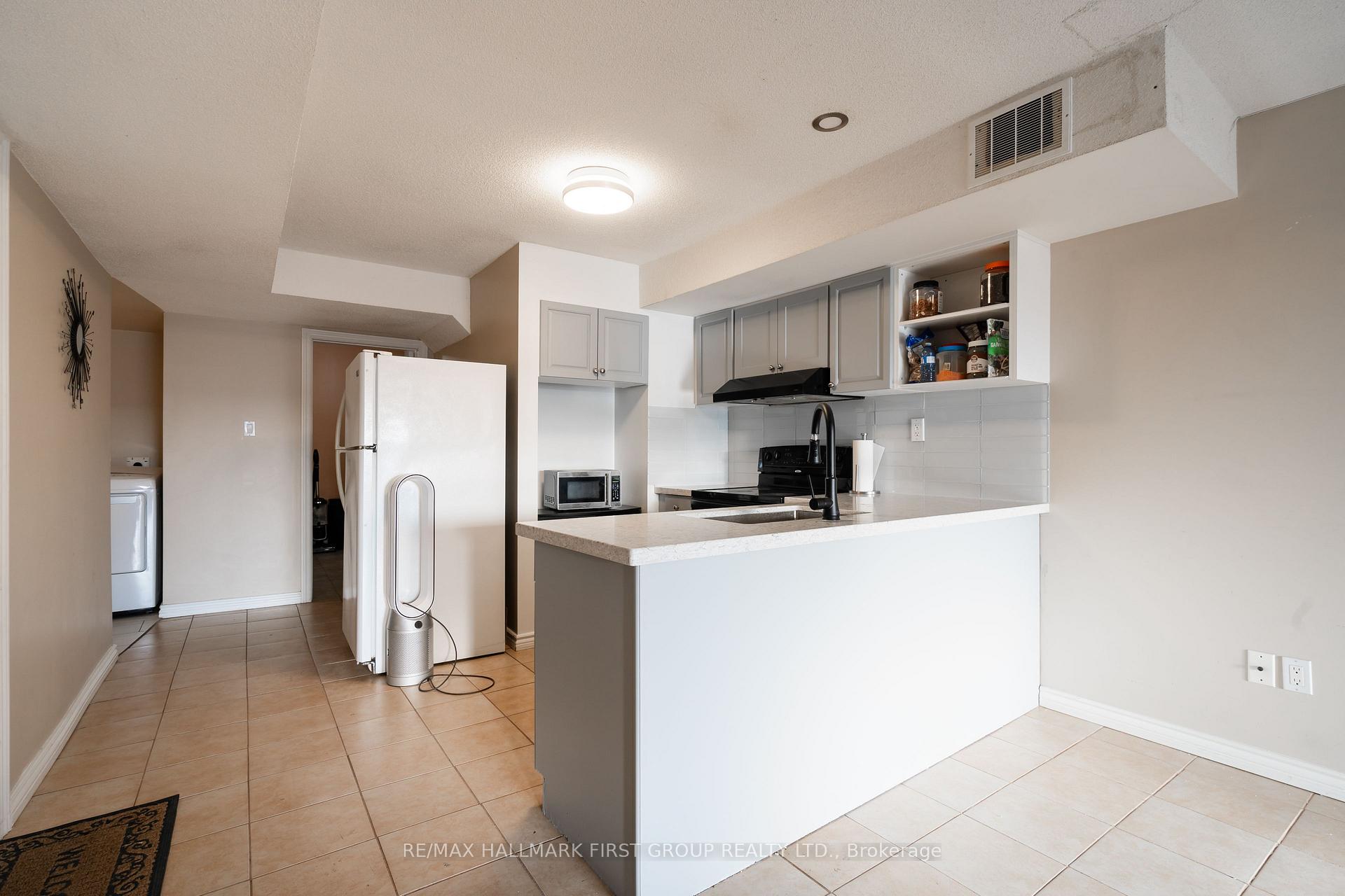 Photo 32 of 75 Tormina Boulevard, Whitby, Taunton North — HOMEH