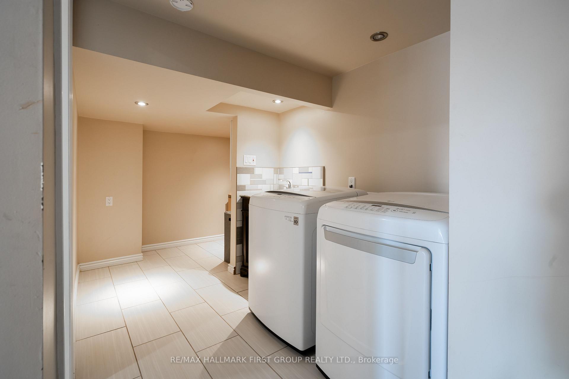 Photo 37 of 75 Tormina Boulevard, Whitby, Taunton North — HOMEH