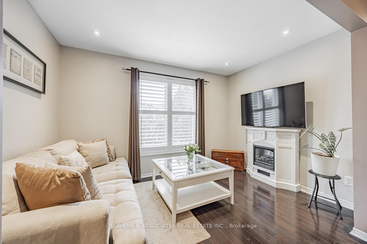 Photo 20 of 8 Carroll Street, Whitby, Pringle Creek — HOMEH