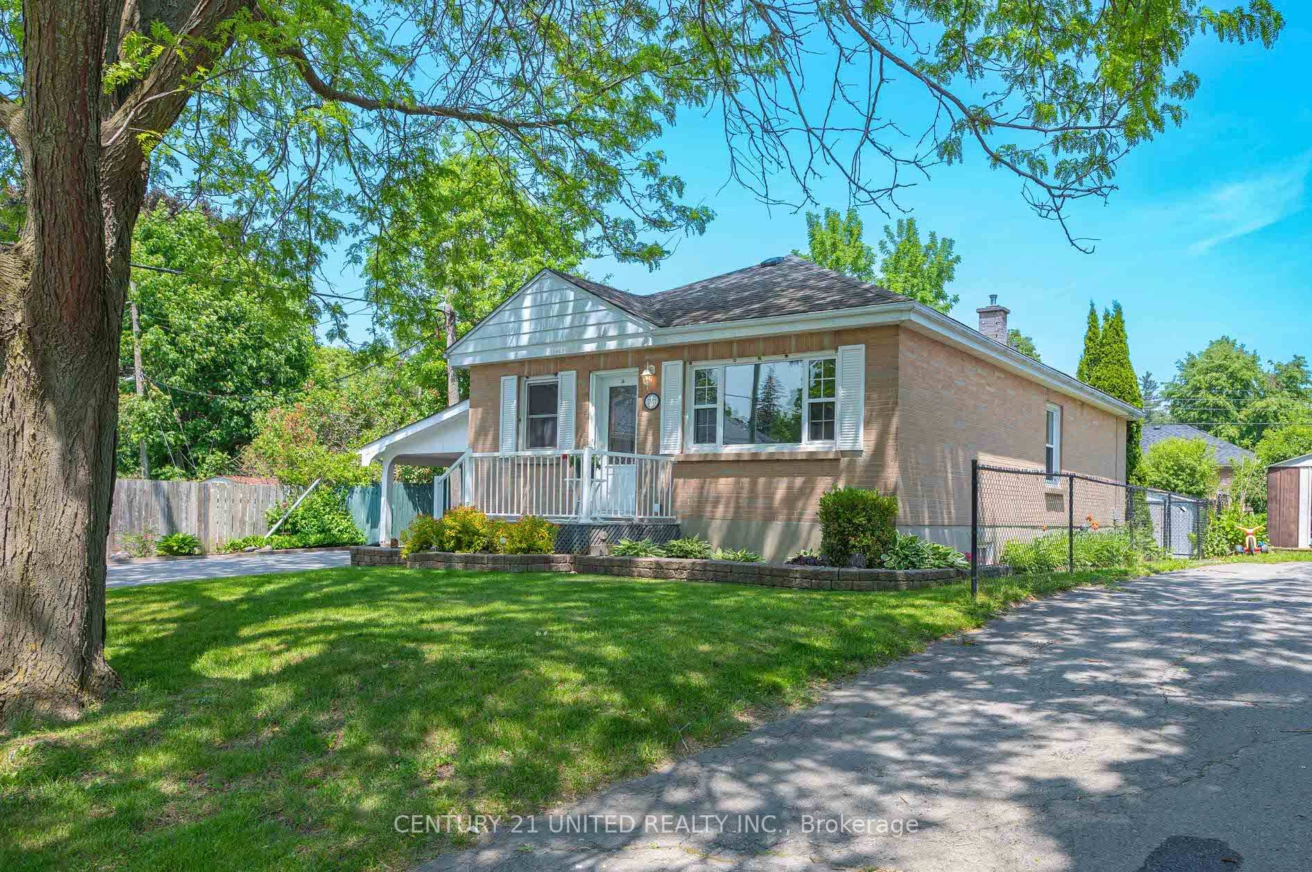Photo 5 of 798 Nicholls Place, Peterborough, Northcrest Ward 5 — HOMEH
