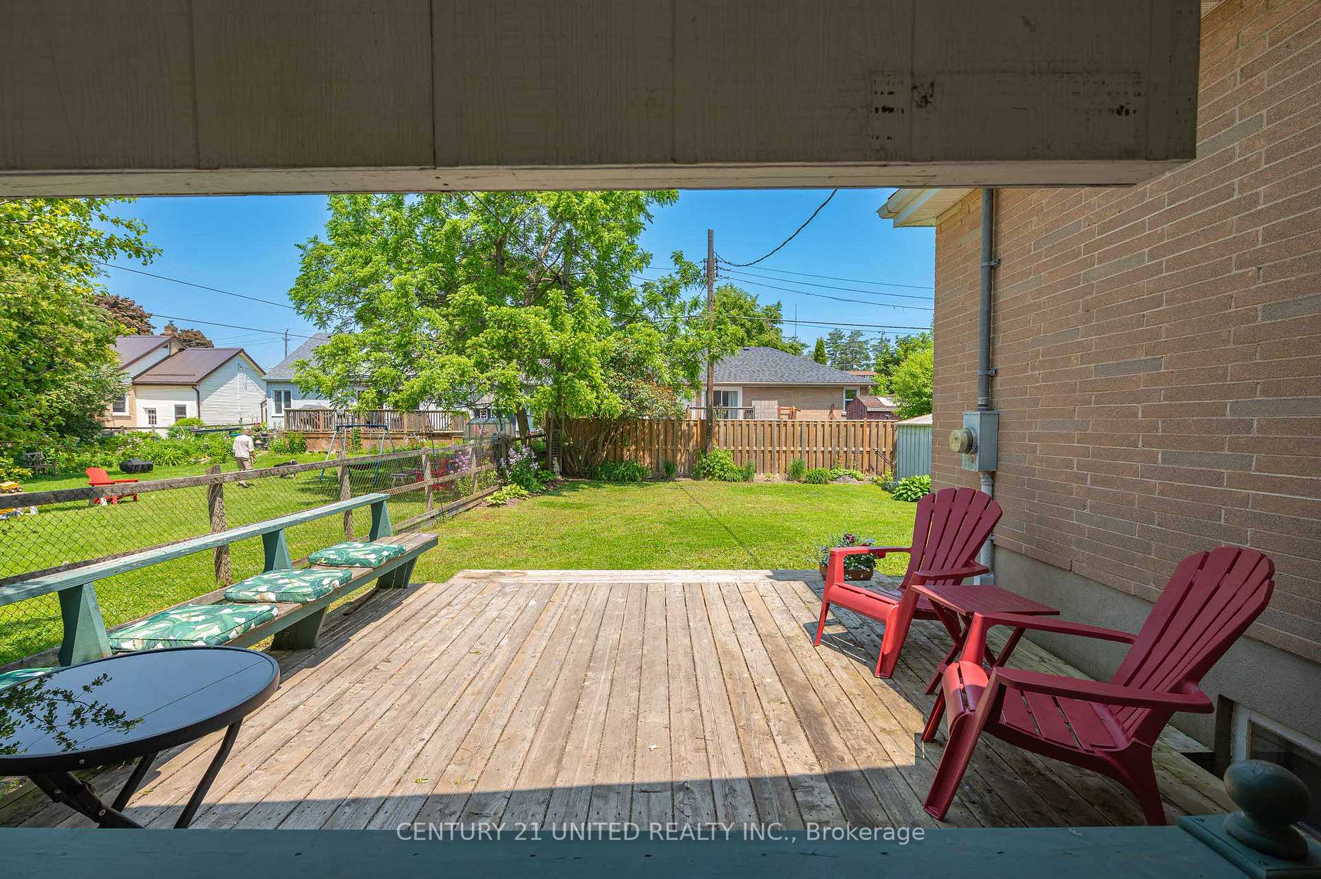 Photo 7 of 798 Nicholls Place, Peterborough, Northcrest Ward 5 — HOMEH