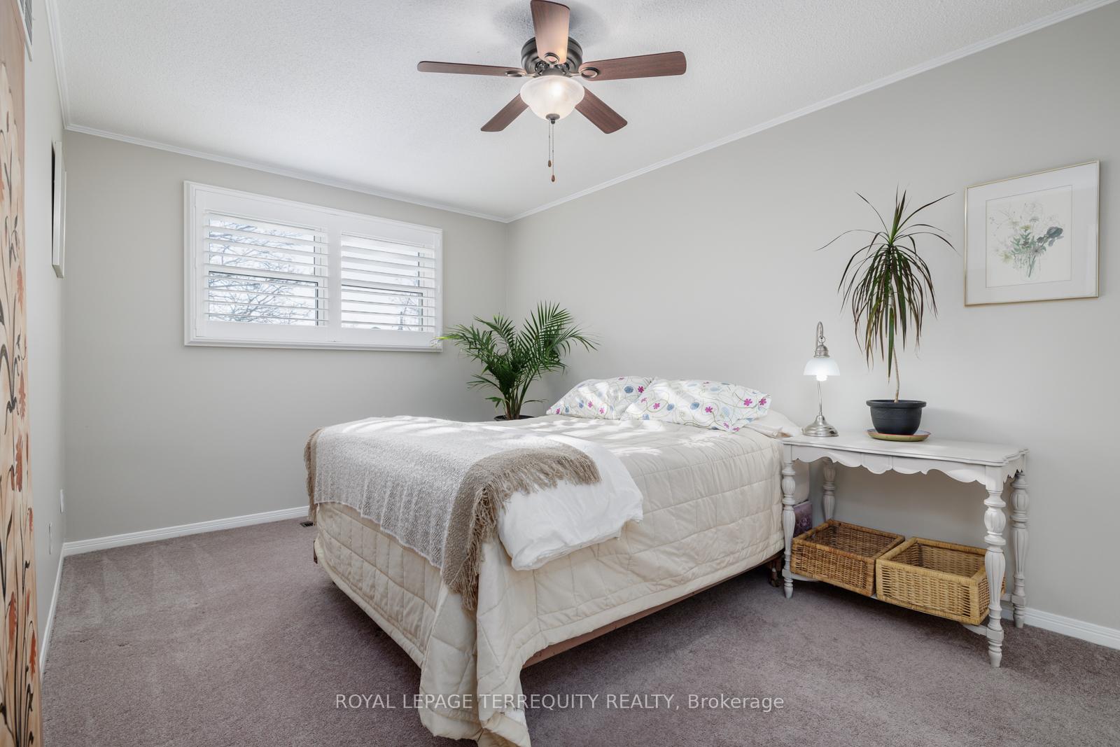 Photo 23 of 34 Canadian Oaks Drive, Whitby, Blue Grass Meadows — HOMEH