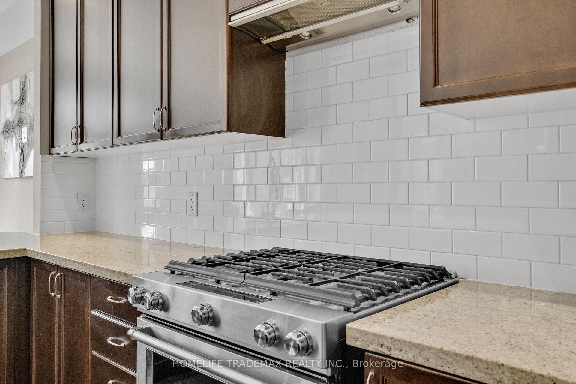 Photo 19 of 164 Lewis Honey Drive, Aurora, Bayview Northeast — HOMEH