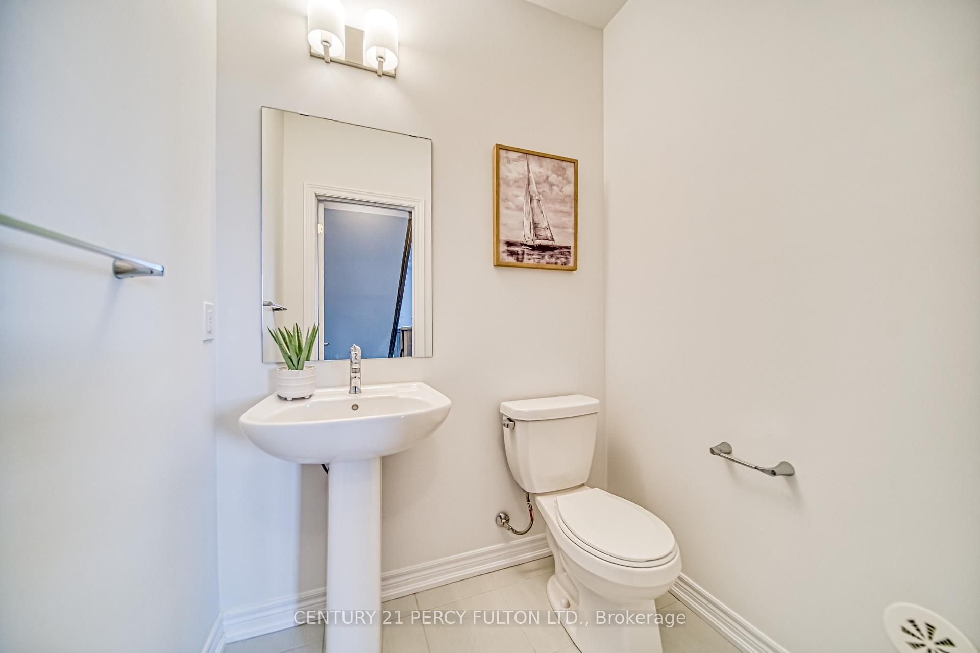 Photo 19 of 53 Sorbara Way, Whitby, Brooklin — HOMEH