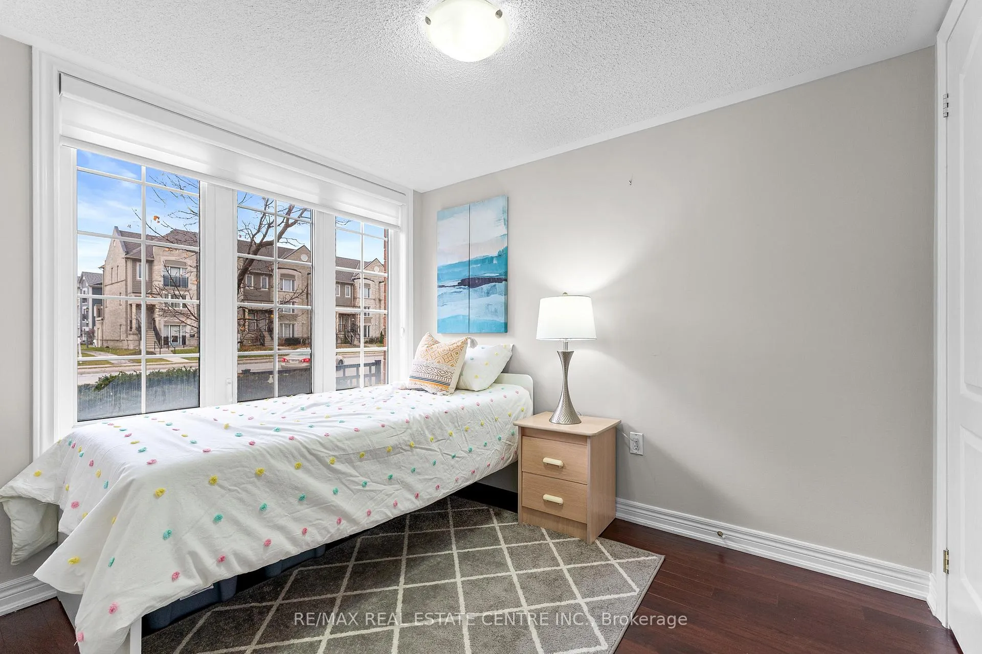Photo 8 of 10 Shiraz Drive, Brampton, Sandringham-Wellington — HOMEH
