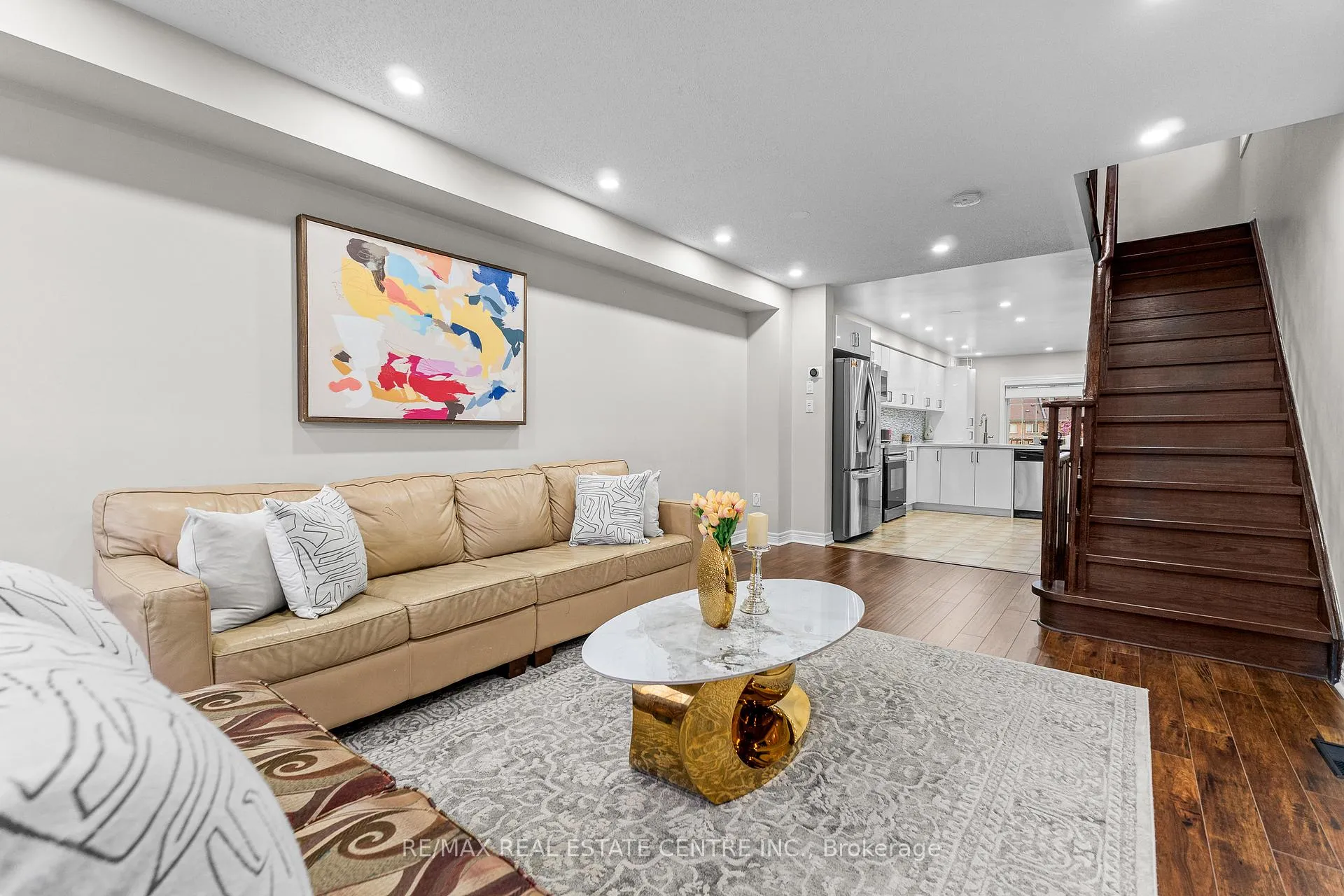 Photo 16 of 10 Shiraz Drive, Brampton, Sandringham-Wellington — HOMEH