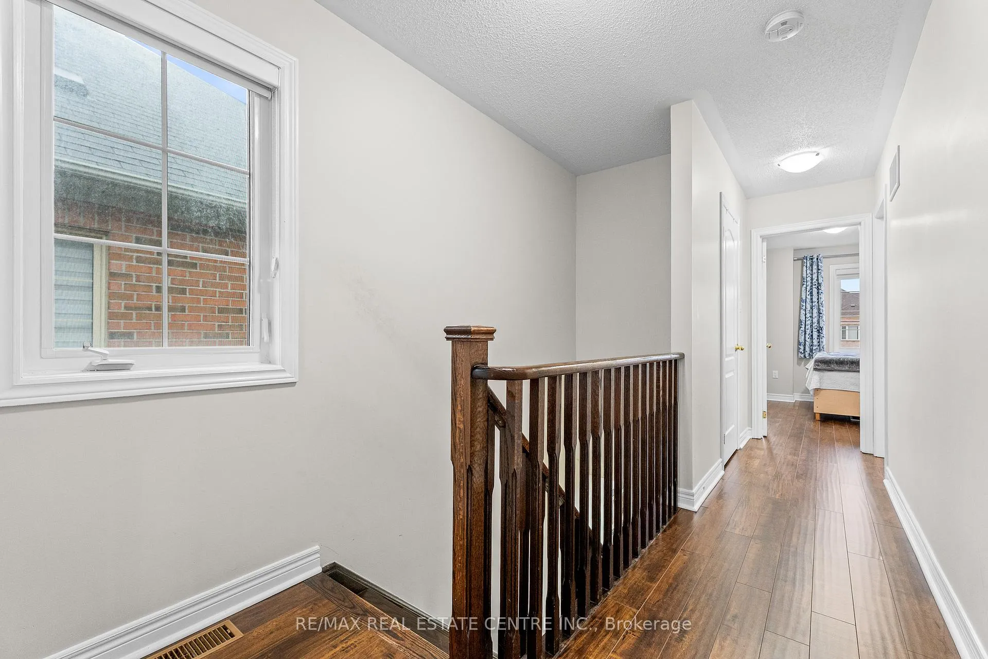 Photo 25 of 10 Shiraz Drive, Brampton, Sandringham-Wellington — HOMEH