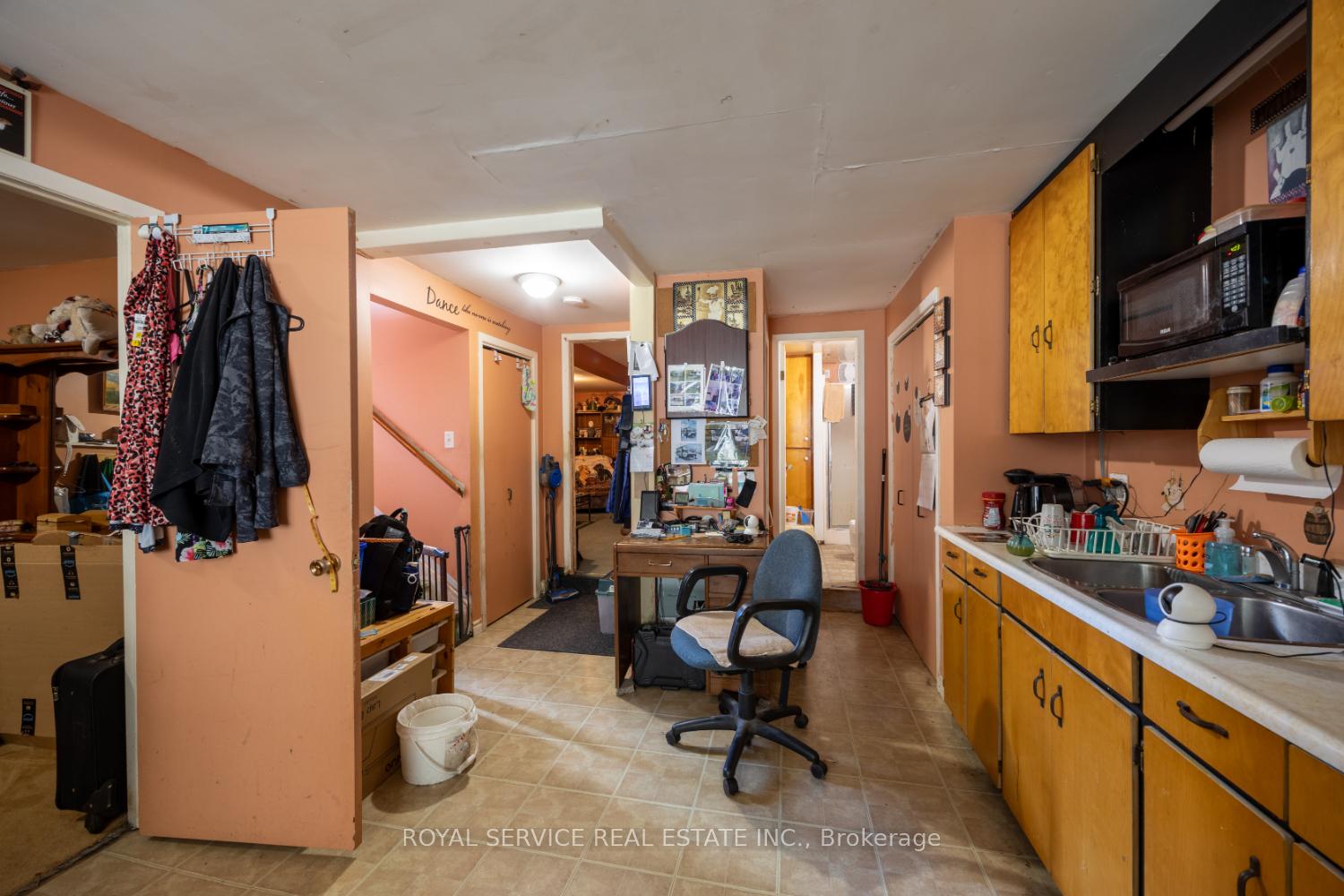 Photo 20 of 42 Alexander Avenue, Peterborough, Monaghan Ward 2 — HOMEH