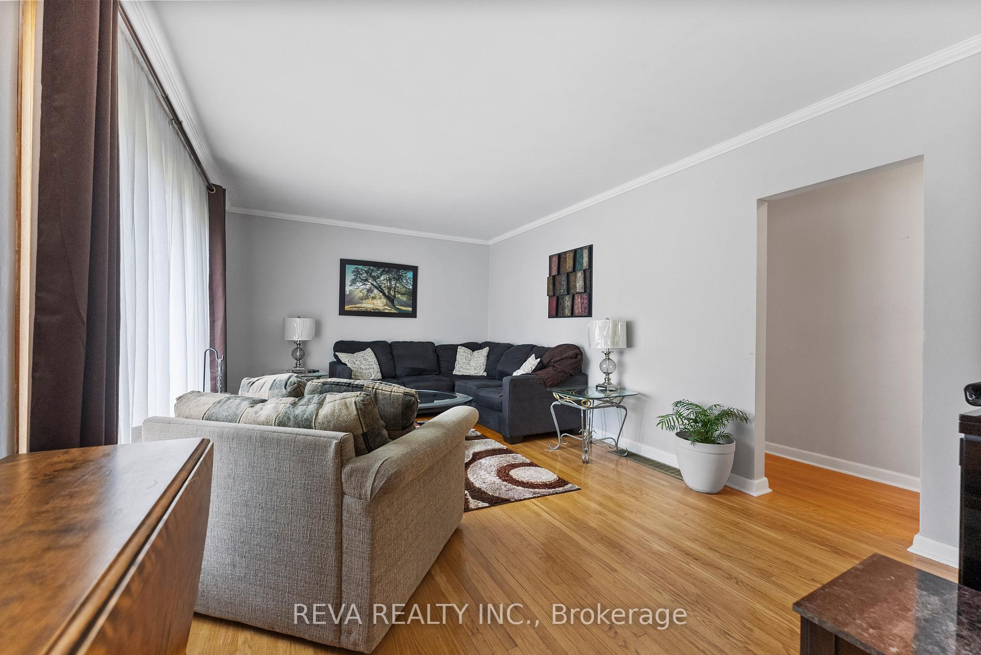 Photo 12 of 69 Johnston Crescent, Bancroft, Bancroft Ward — HOMEH