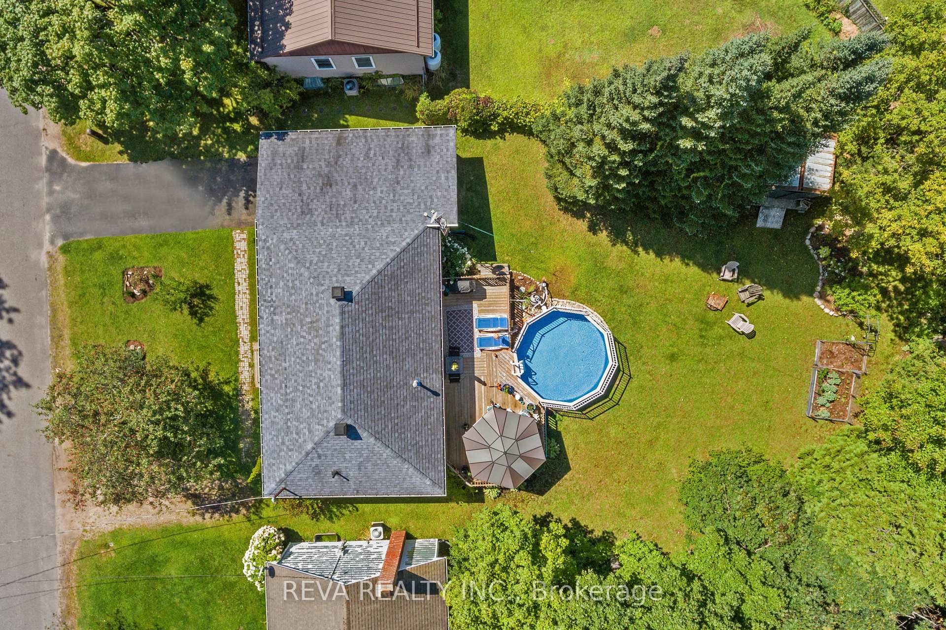 Photo 29 of 69 Johnston Crescent, Bancroft, Bancroft Ward — HOMEH