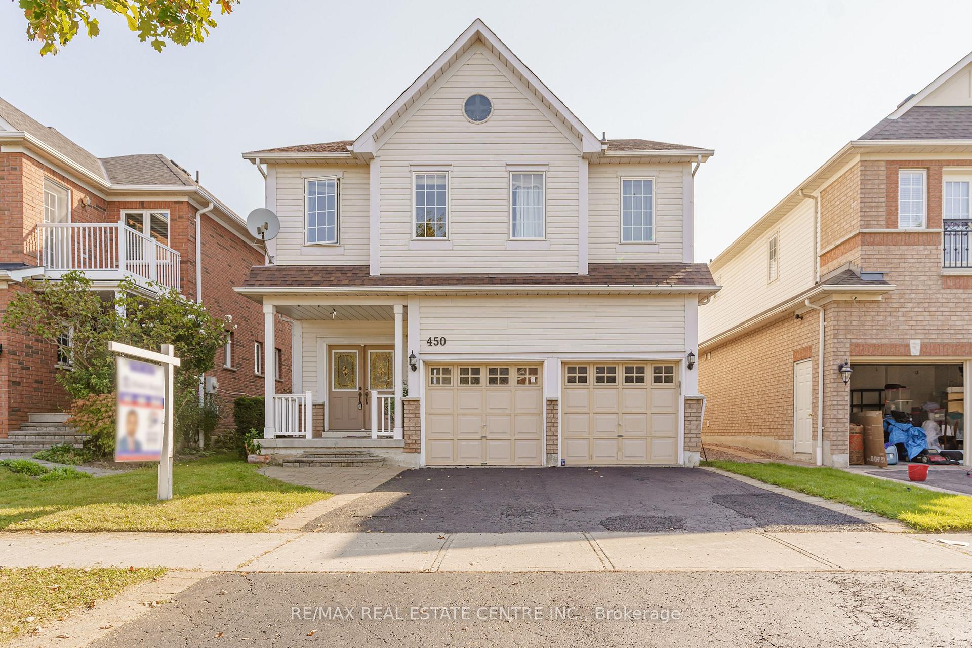 Front of 450 Whitby Shores Green Way