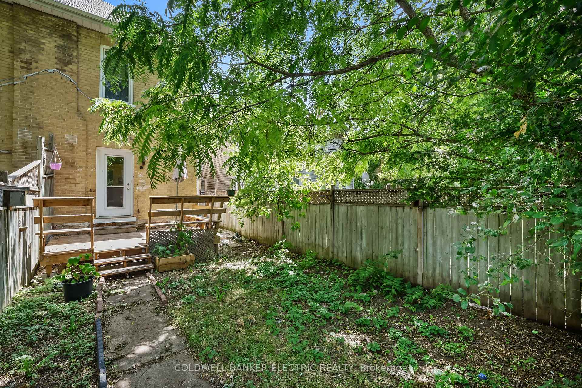 Photo 27 of 145 Stewart Street, Peterborough, Town Ward 3 — HOMEH