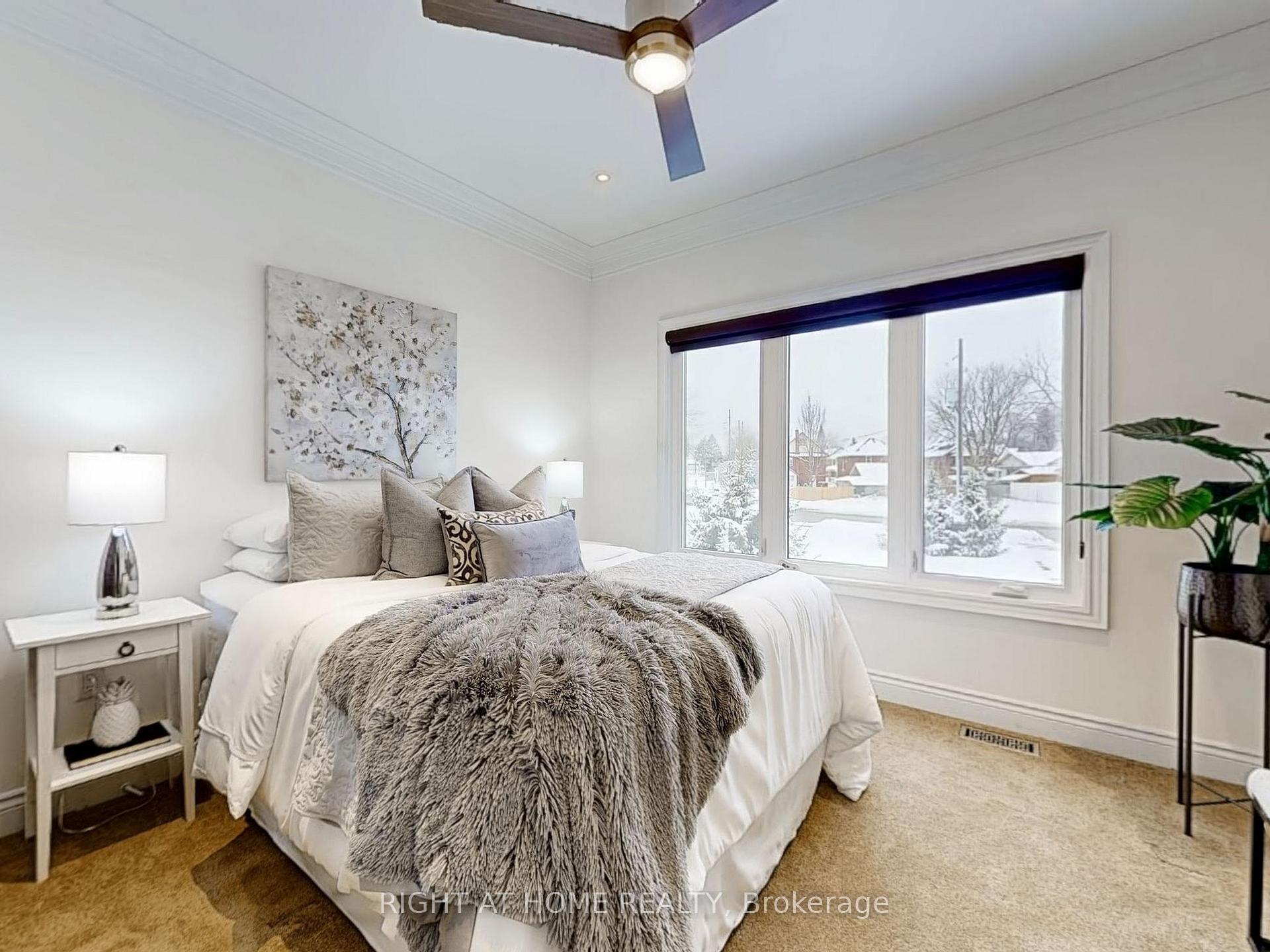 Photo 12 of 351 Bond Street E, Oshawa, O'Neill — HOMEH