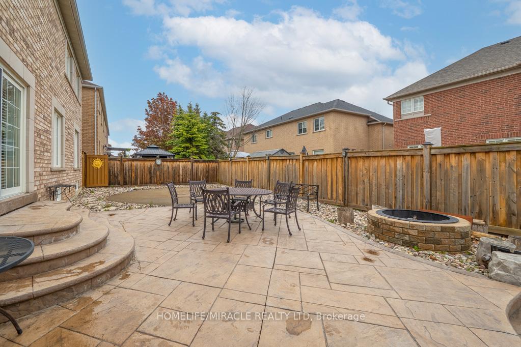 Photo 46 of 6 Mackeller Court, Ajax, Northwest Ajax — HOMEH