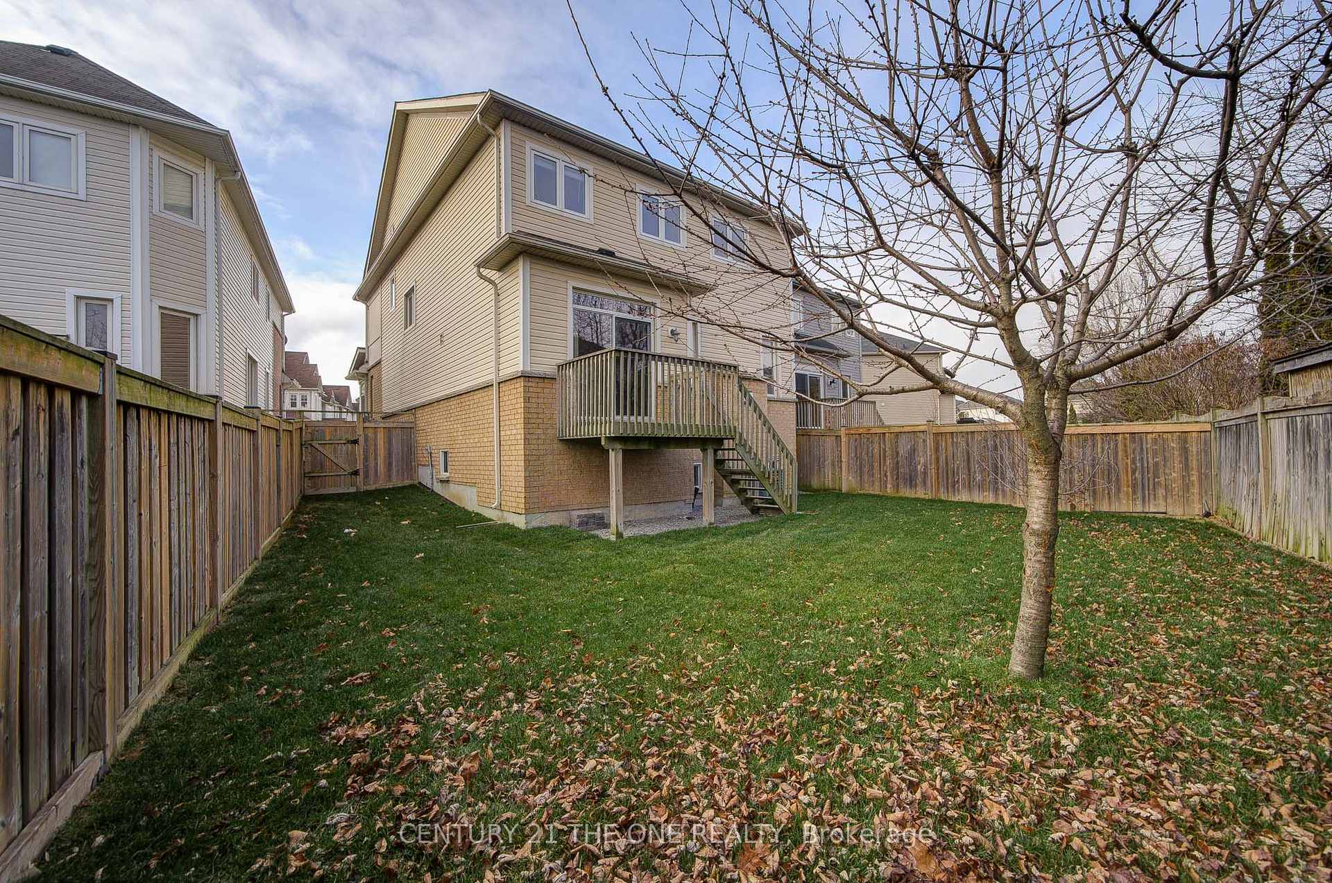 Photo 30 of 69 James Govan Drive, Whitby, Port Whitby — HOMEH