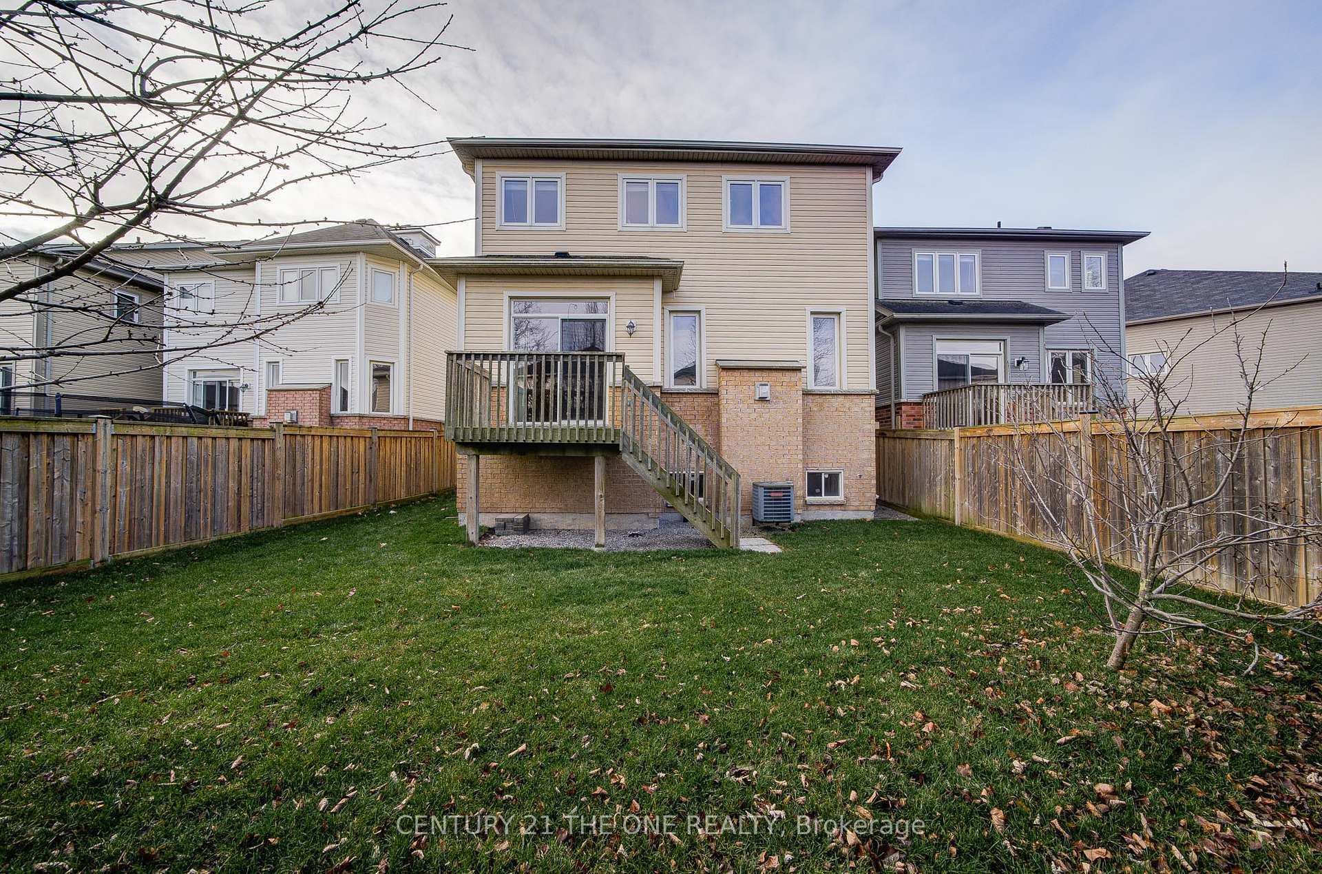 Photo 31 of 69 James Govan Drive, Whitby, Port Whitby — HOMEH