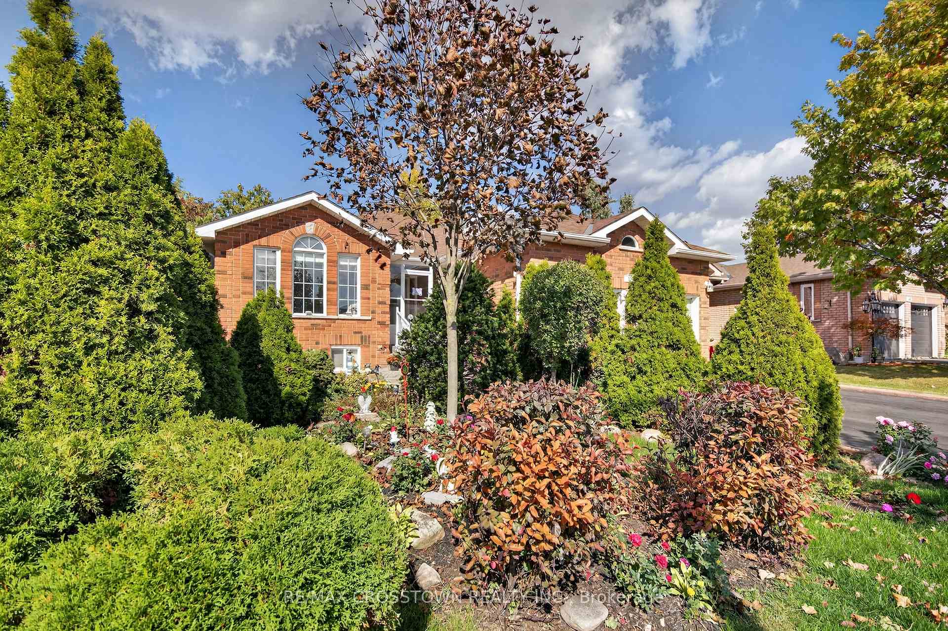 Photo 23 of 330 Harvie Road, Barrie, Holly — HOMEH