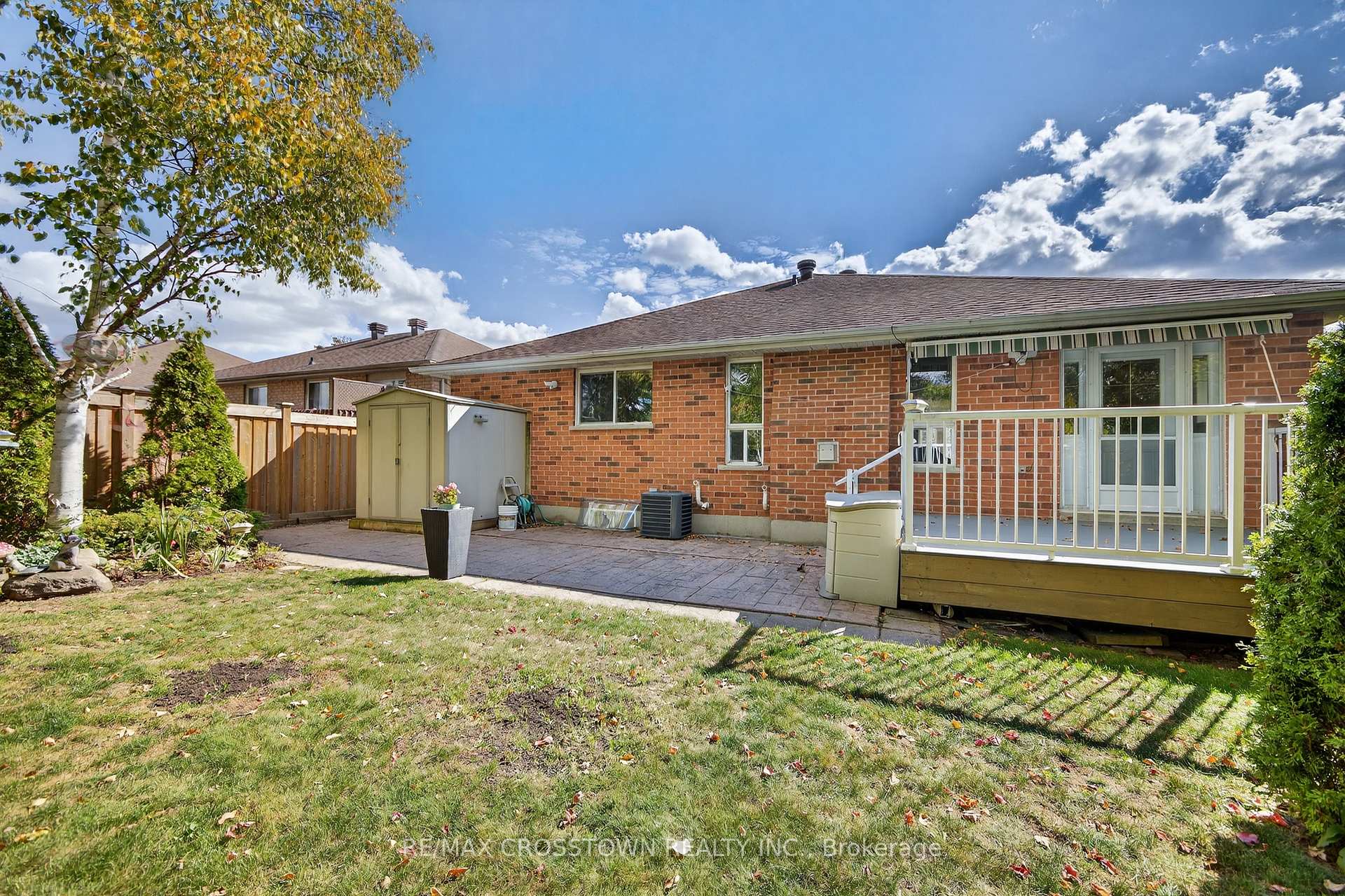 Photo 6 of 330 Harvie Road, Barrie, Holly — HOMEH