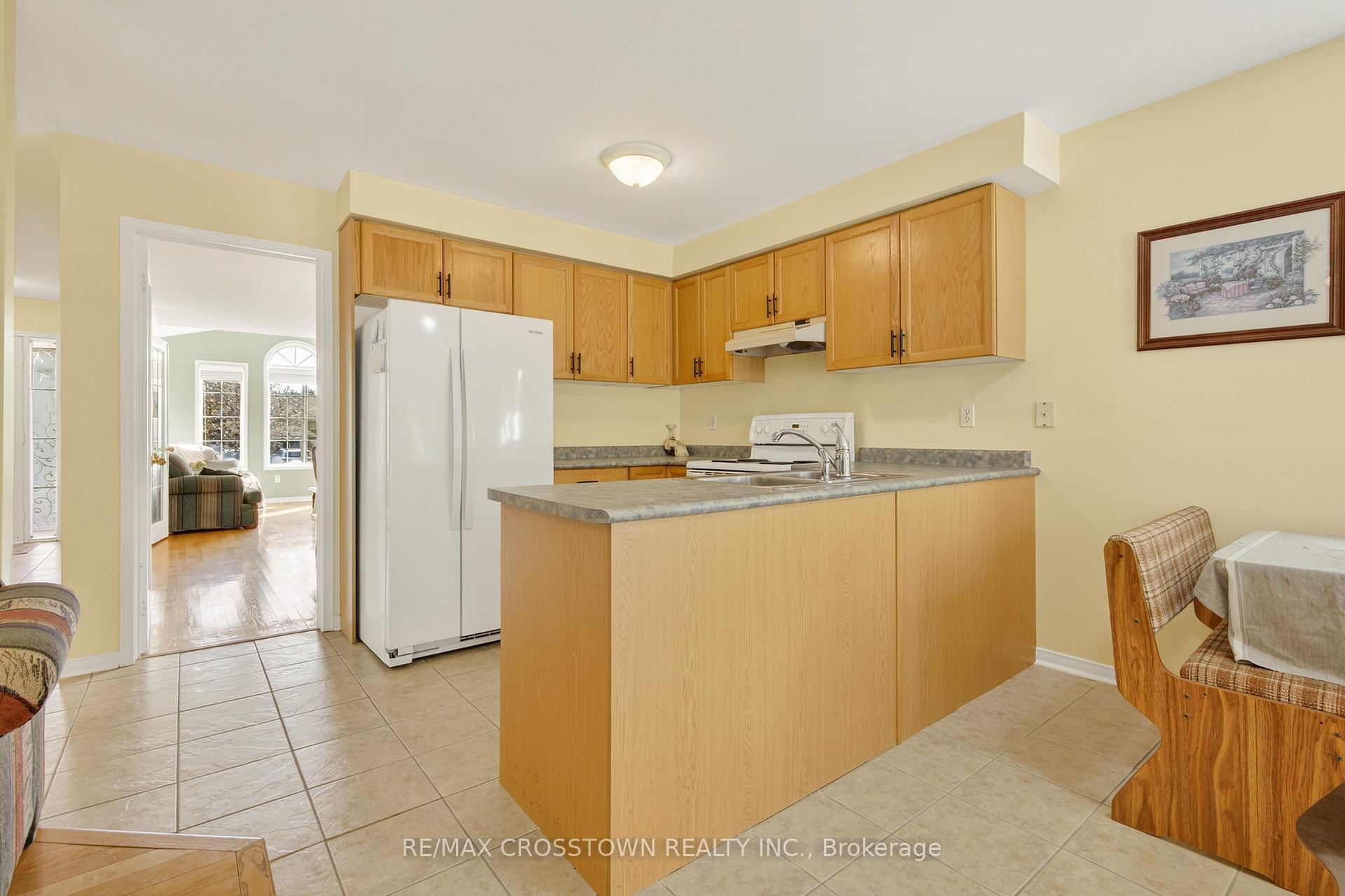 Photo 39 of 330 Harvie Road, Barrie, Holly — HOMEH