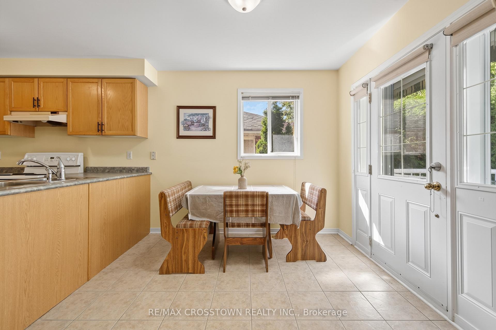Photo 18 of 330 Harvie Road, Barrie, Holly — HOMEH