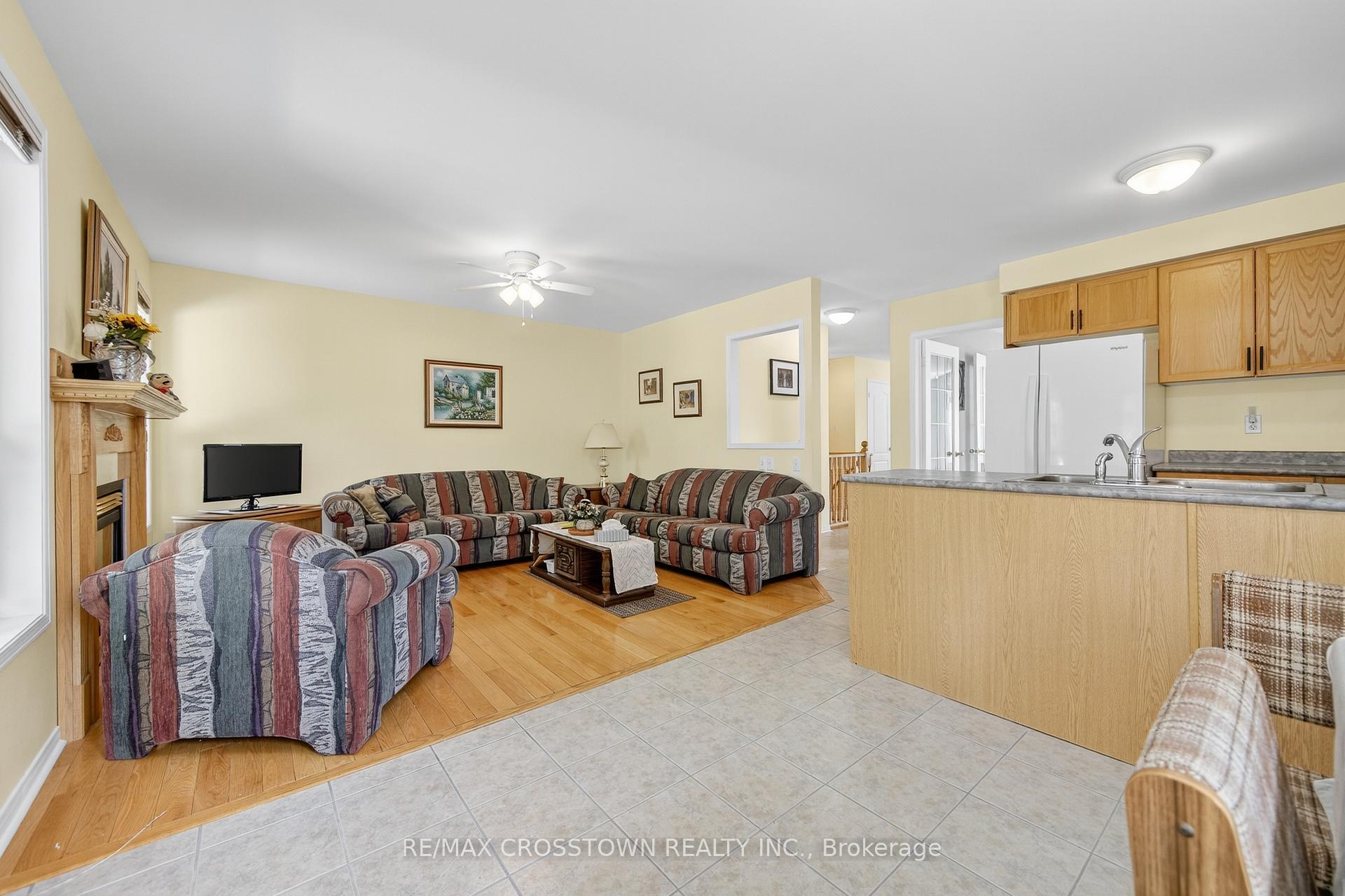Photo 20 of 330 Harvie Road, Barrie, Holly — HOMEH