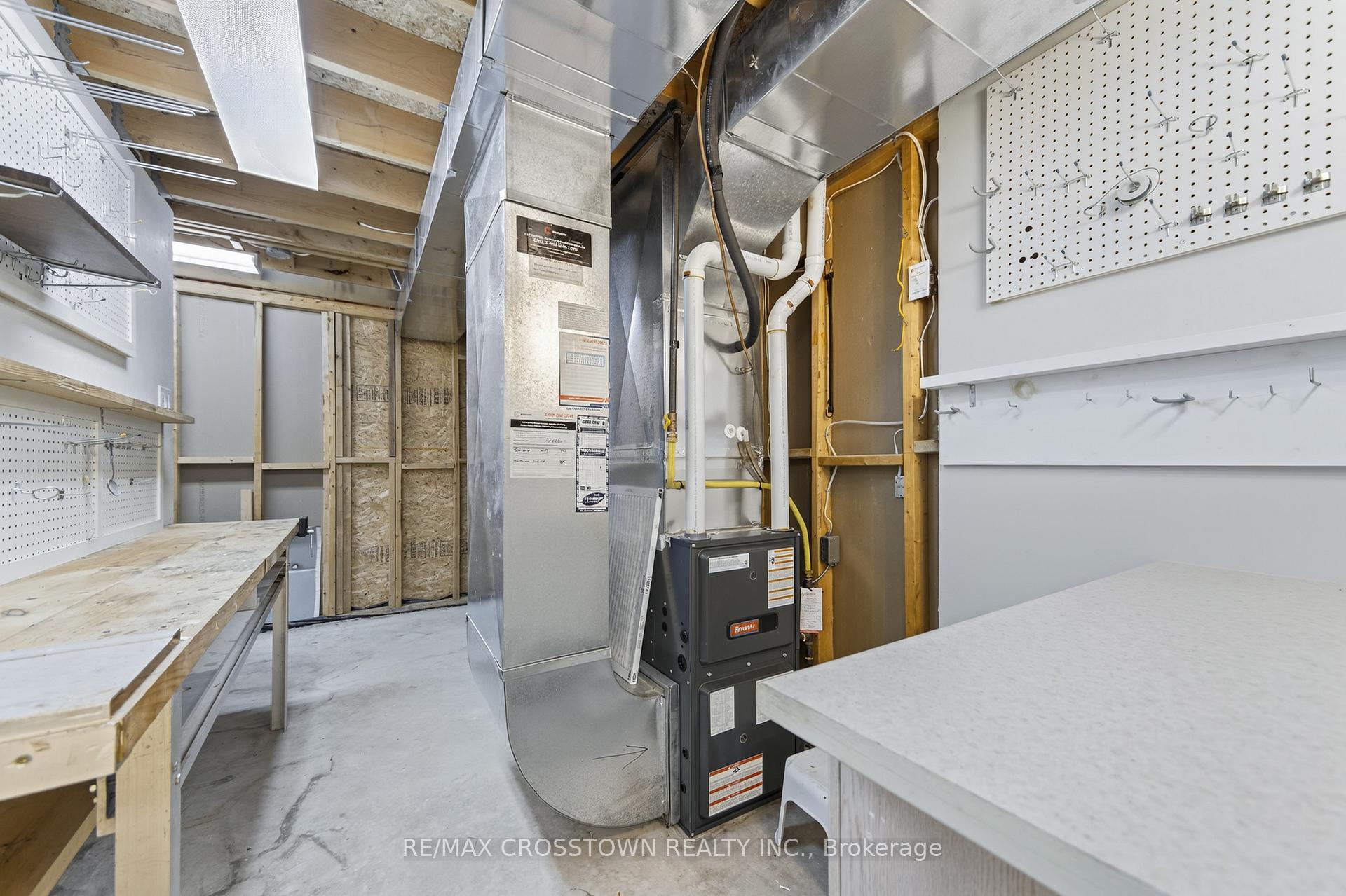 Photo 43 of 330 Harvie Road, Barrie, Holly — HOMEH