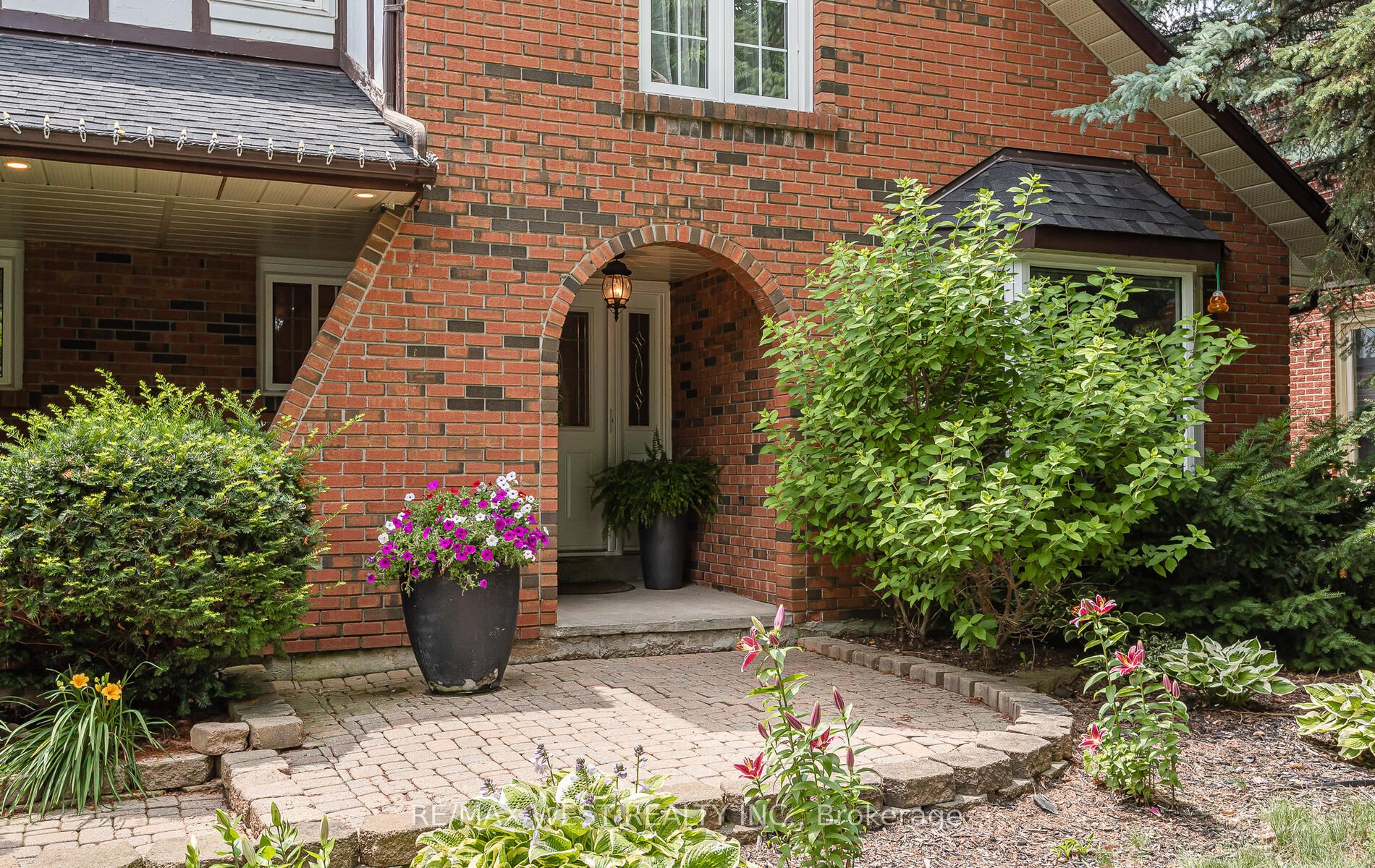 Photo 42 of 12 Axminster Road, Brampton, Snelgrove — HOMEH