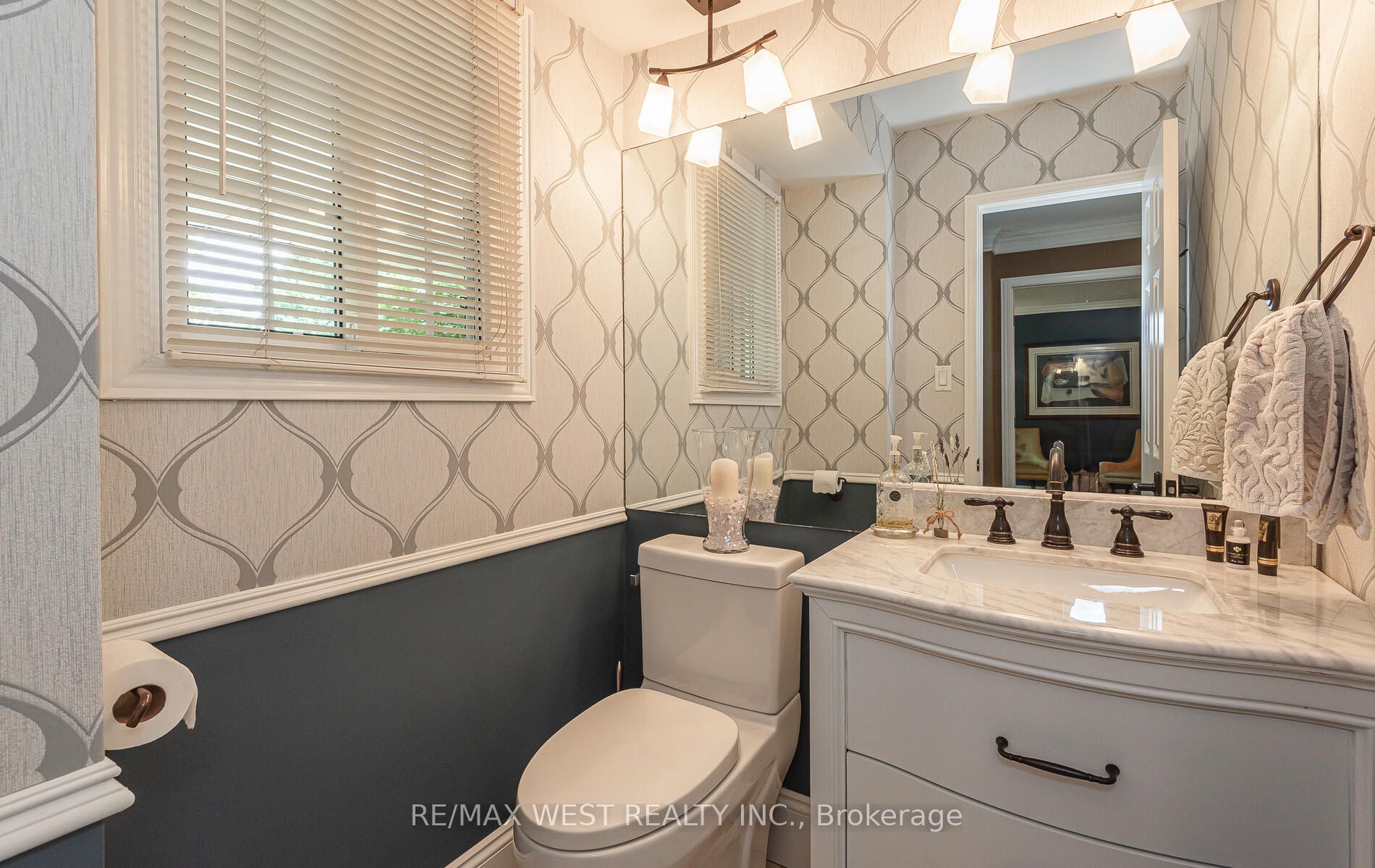 Photo 58 of 12 Axminster Road, Brampton, Snelgrove — HOMEH