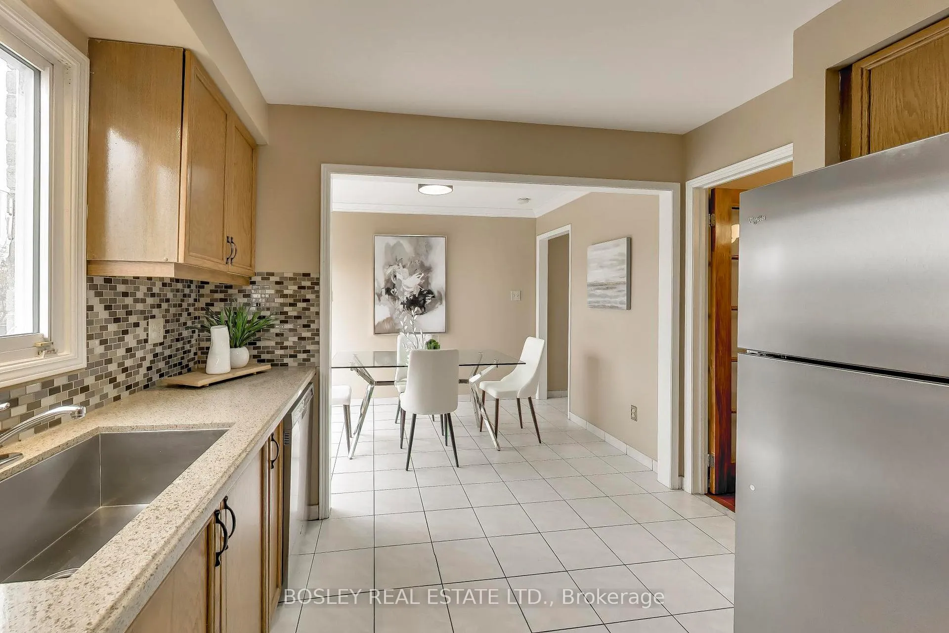 Photo 11 of 22 Lavery Trail, Scarborough, Highland Creek — HOMEH