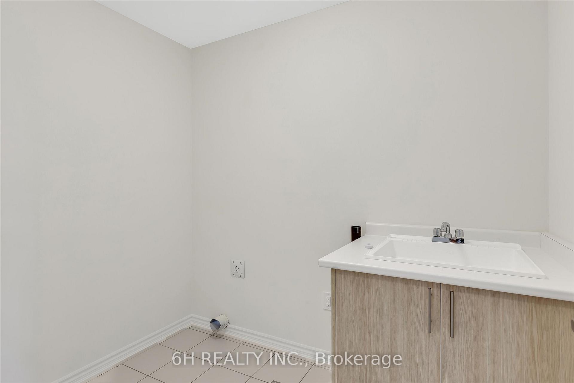 Photo 35 of 732 Carpenter Trail, Peterborough, Monaghan Ward 2 — HOMEH