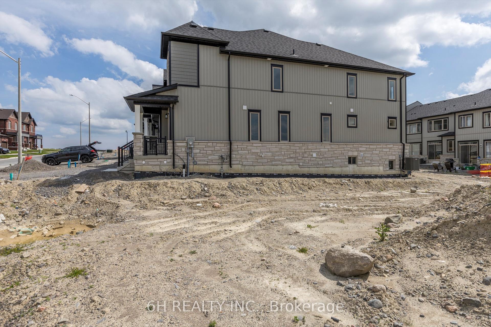 Photo 45 of 732 Carpenter Trail, Peterborough, Monaghan Ward 2 — HOMEH