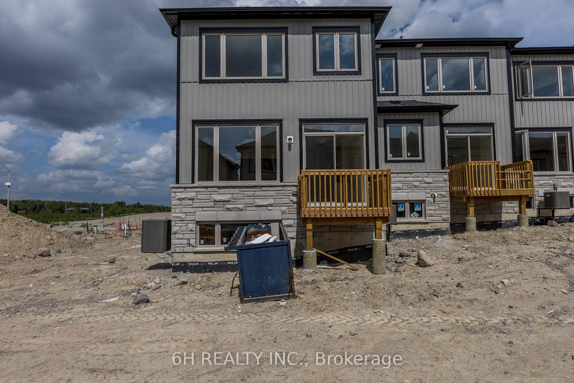 Photo 47 of 732 Carpenter Trail, Peterborough, Monaghan Ward 2 — HOMEH