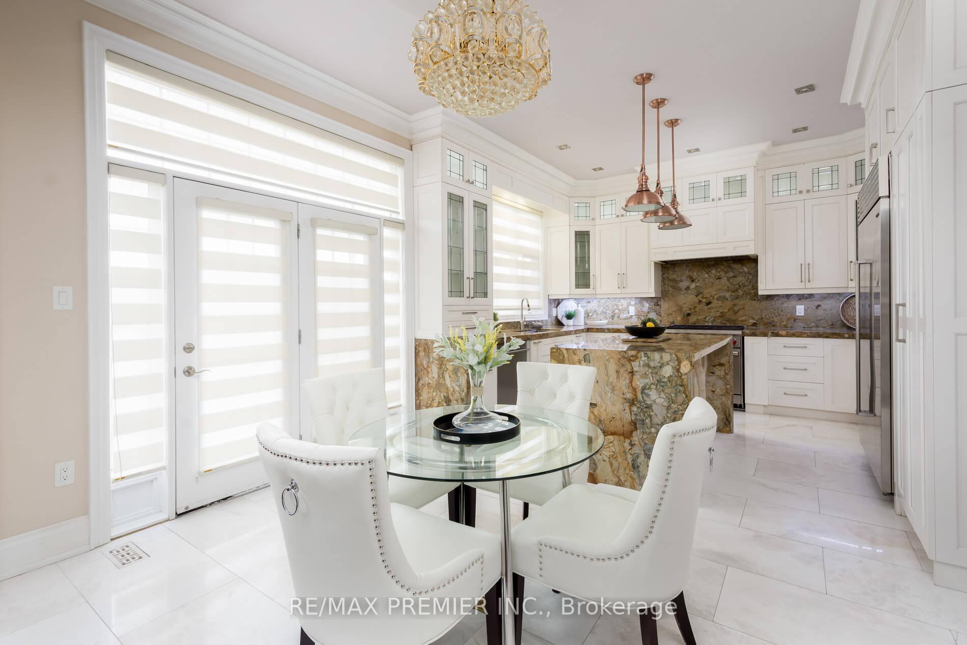 Photo 10 of 1 Virtue Crescent, Vaughan, Vellore Village — HOMEH
