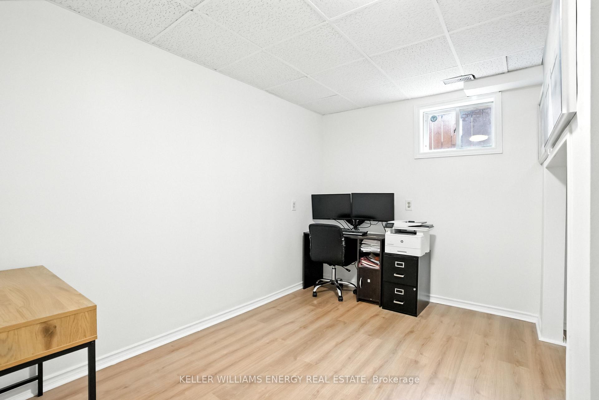 Photo 20 of 760 Hemlock Street, Peterborough, Northcrest Ward 5 — HOMEH